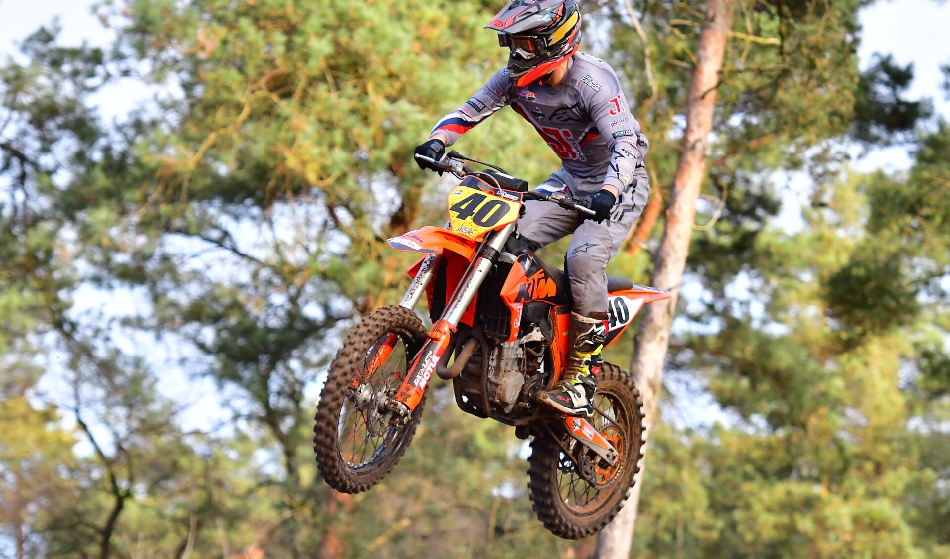 Spectaculaire wintercross bij Motorcrossclub Deurne - Al het nieuws uit ...