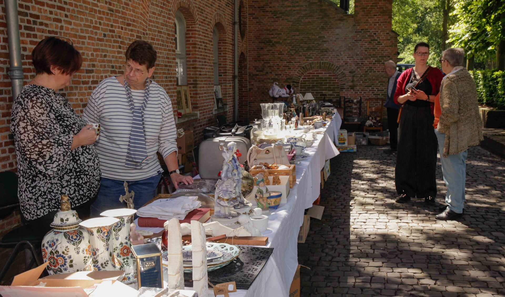 Gezellige open Kloosterdag in Huijbergen