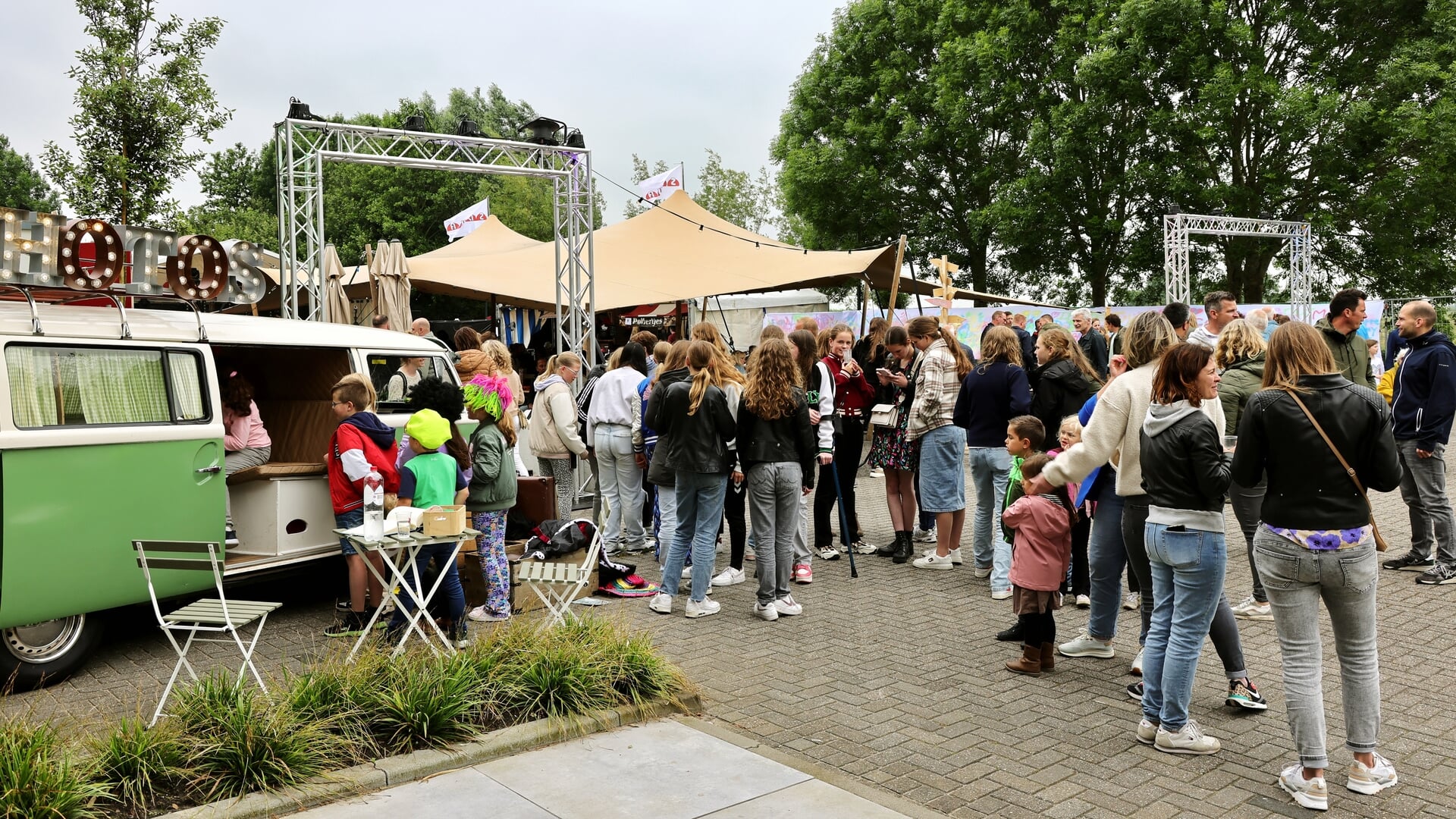 Dorpsfeest Driebruggen Waarder voor jong en oud