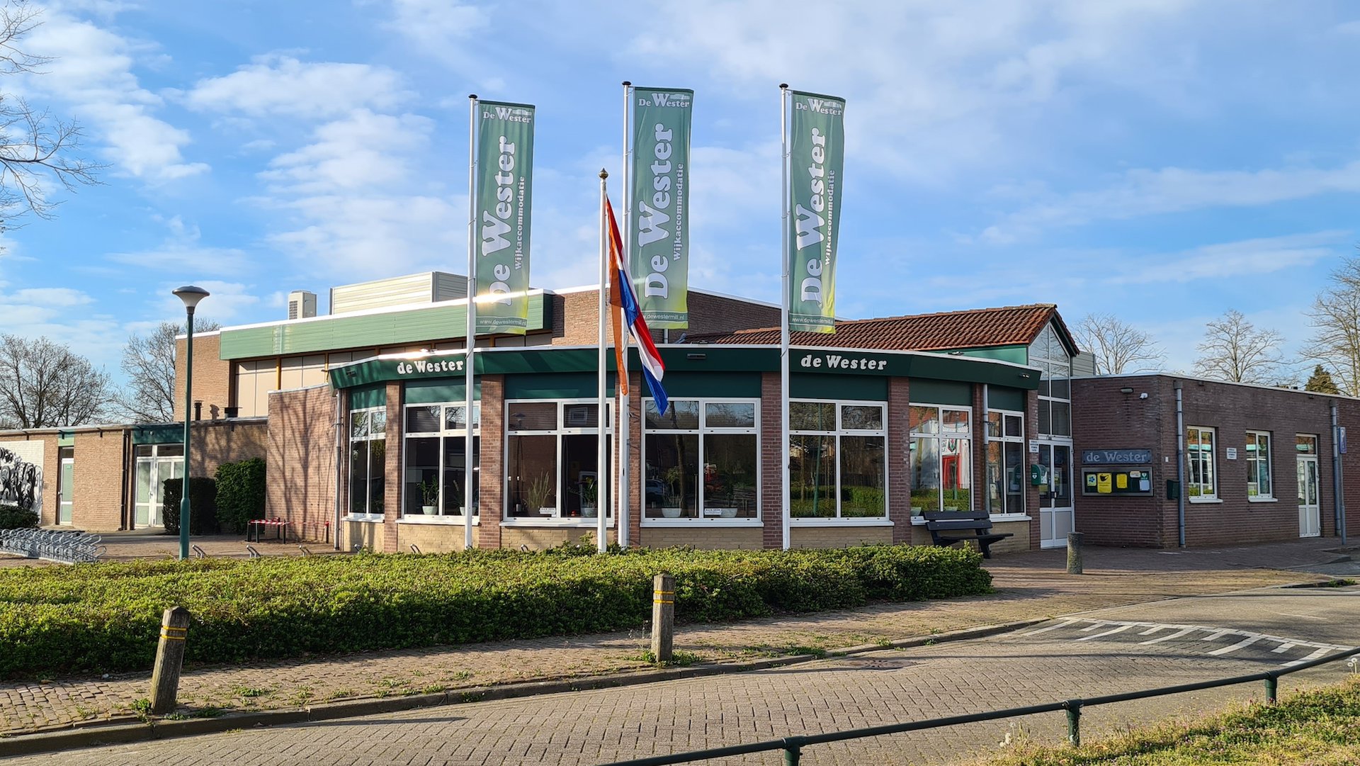 Het Marikencafé naar Mill