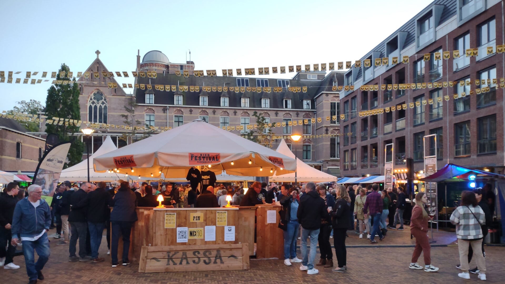 Bierfestival-Oudenbosch-2024--Negen-bierbrouwerijen-en-vijftig-soorten-bier