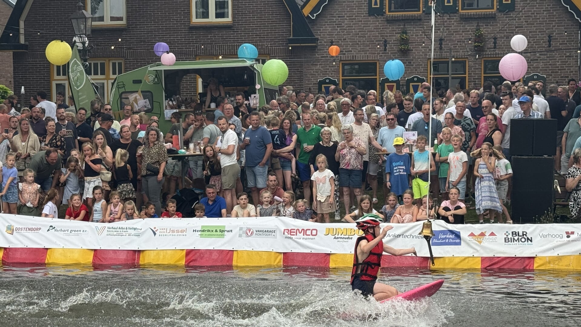 Zonnig IJsselweekend brengt Montfoort tot leven