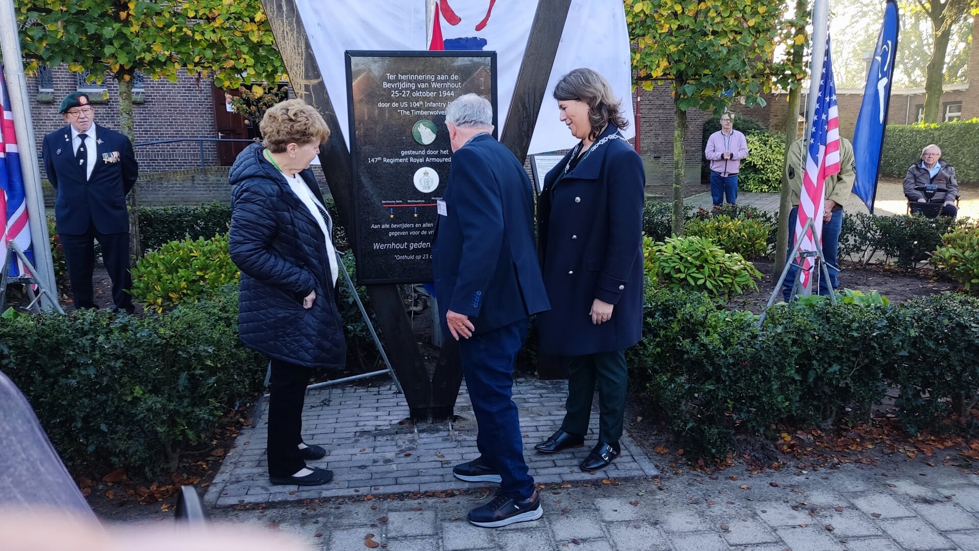 Wernhout eert bevrijders met groots herdenkingsmonument