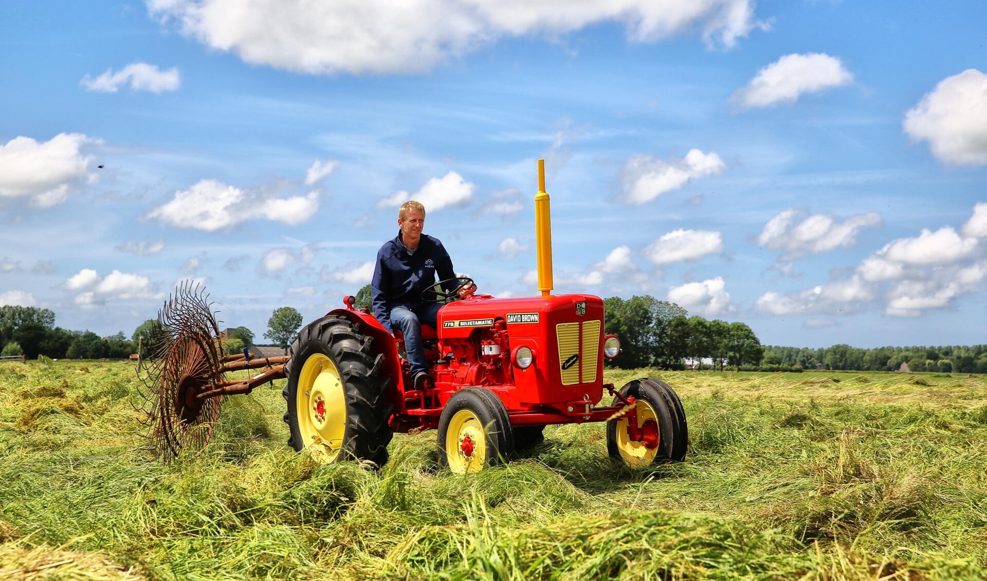 Historisch maaien achter het Rundveemuseum