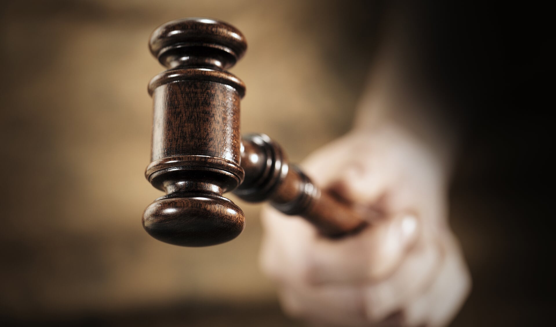 Aannemingsbedrijf ATB bv uit Leerbroek failliet, veiling van inboedel