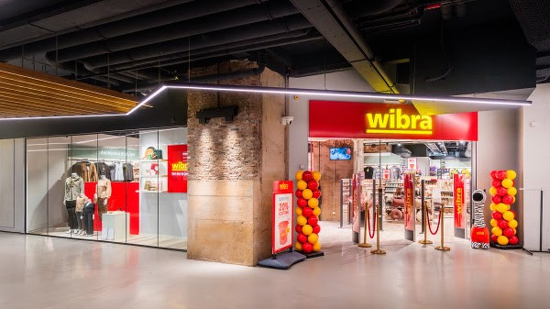 Wibra opent deuren in voormalige Blokker in de Burcht