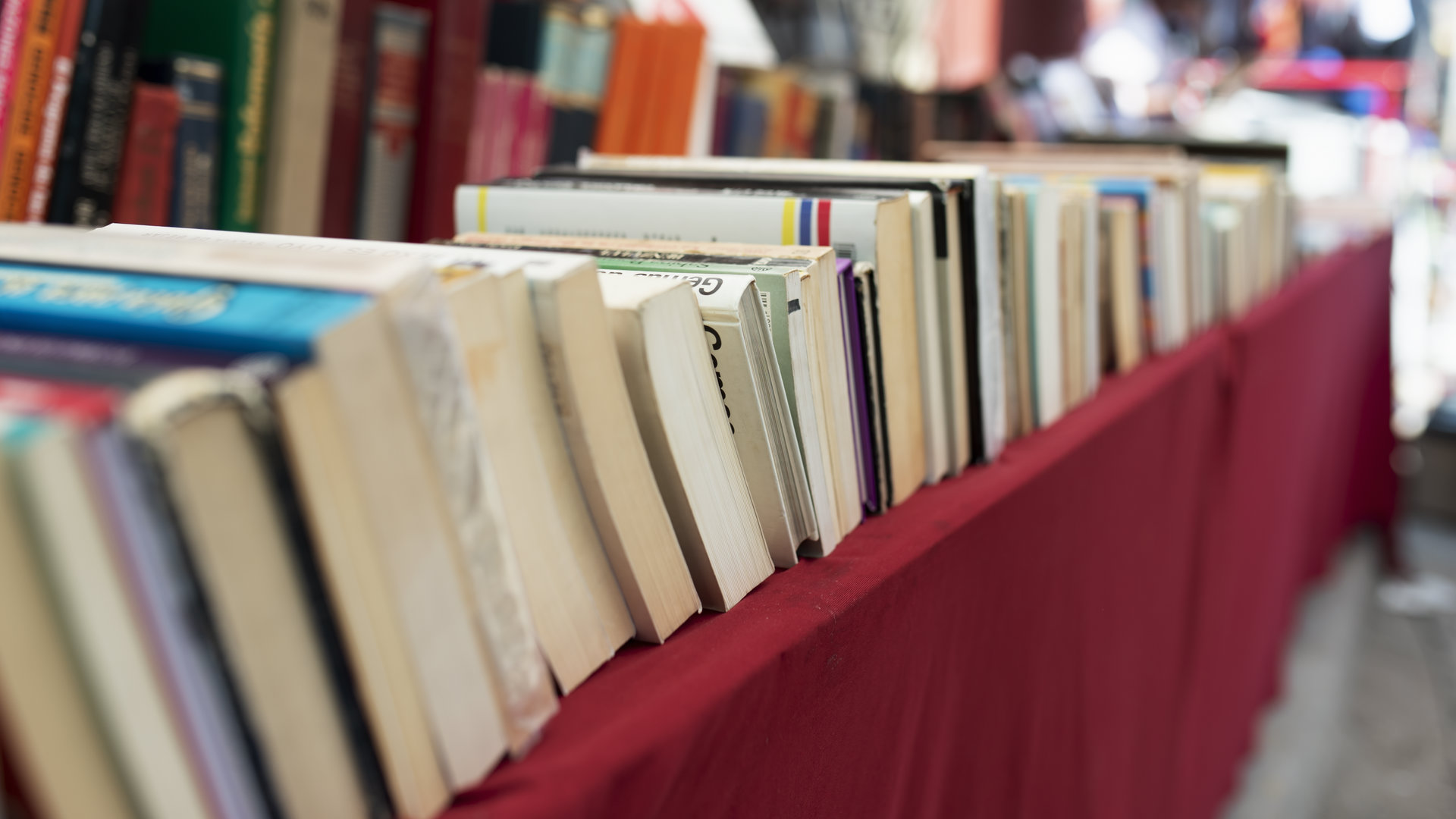 Boekverkoop in de bibliotheek