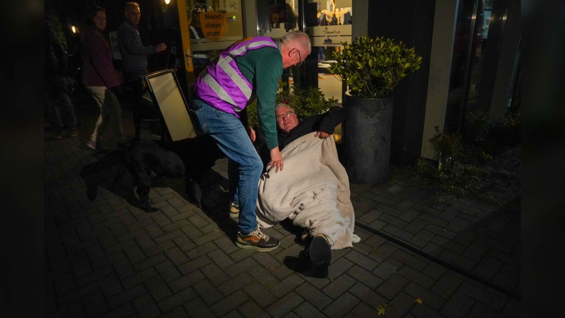 Noodsteunpunt in Zalk getest bij stroomuitvalscenario (5 foto’s)