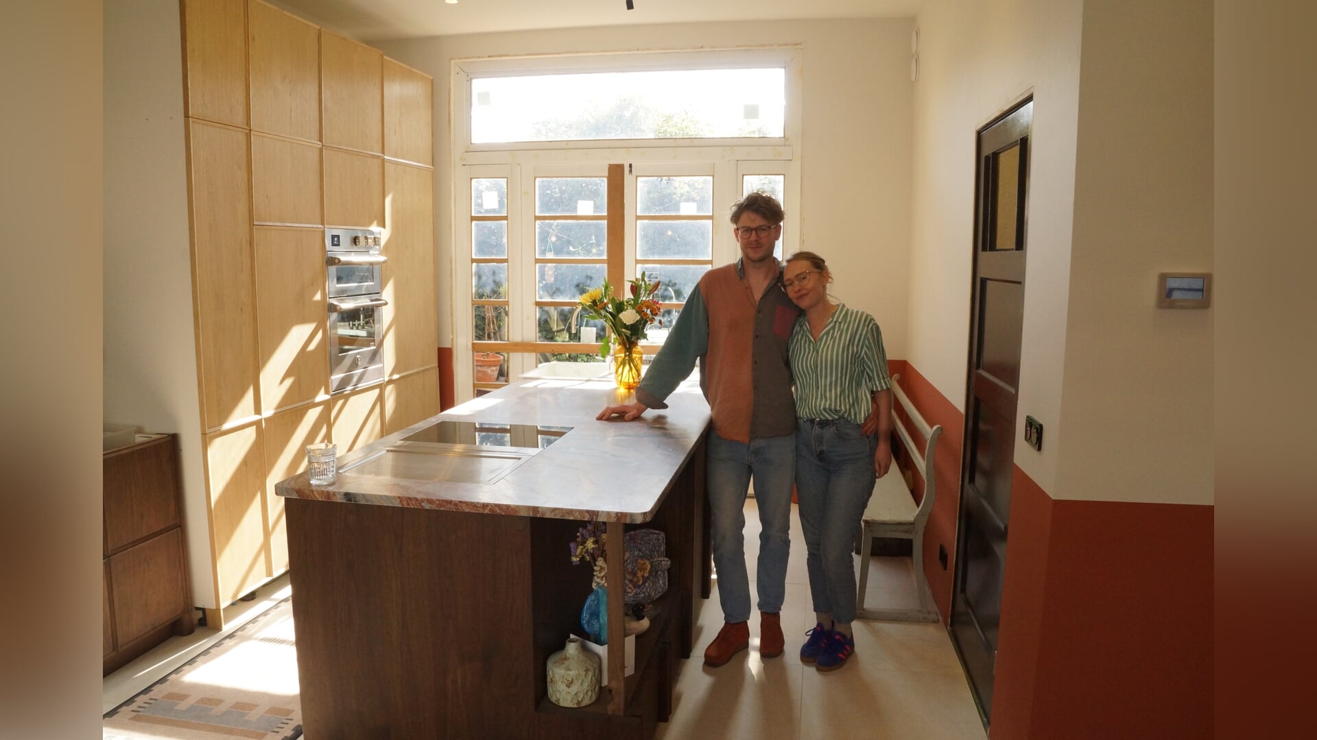Oude-glorie-herleeft--rijksmonument-Brugstraat-schittert-weer-dankzij-Luwe-en-Roos