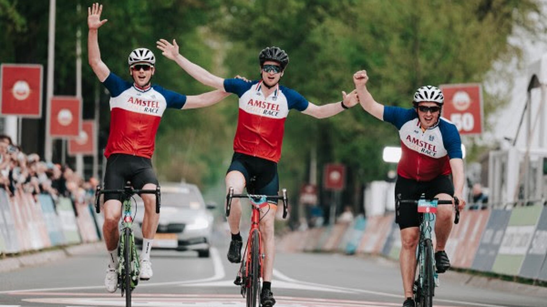 Op de iconische Cauberg wint Team Prinsenbeek de Vrienden Challenge
