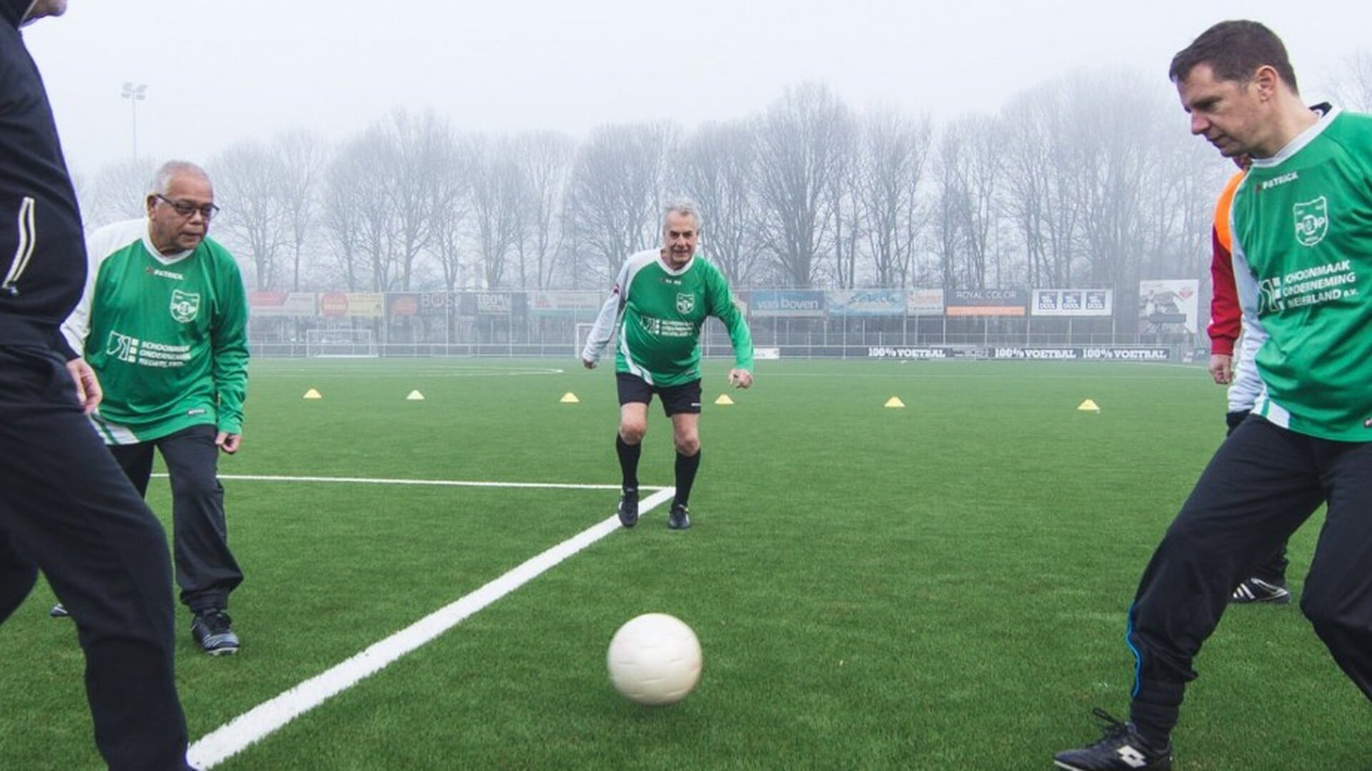 Sportieve 60-plussers kunnen bij P.C.P. Breda kennismaken met Walking Football