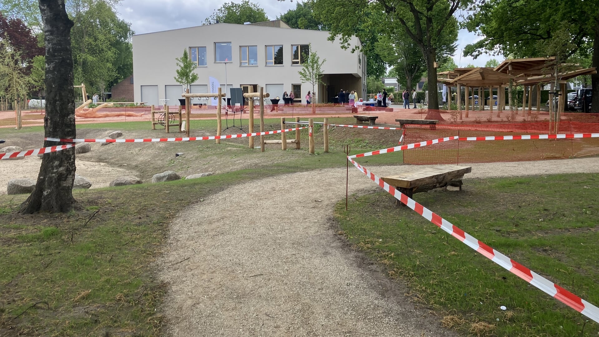 Antoniusschool krijgt twee tijdelijke lokalen in Levenslust