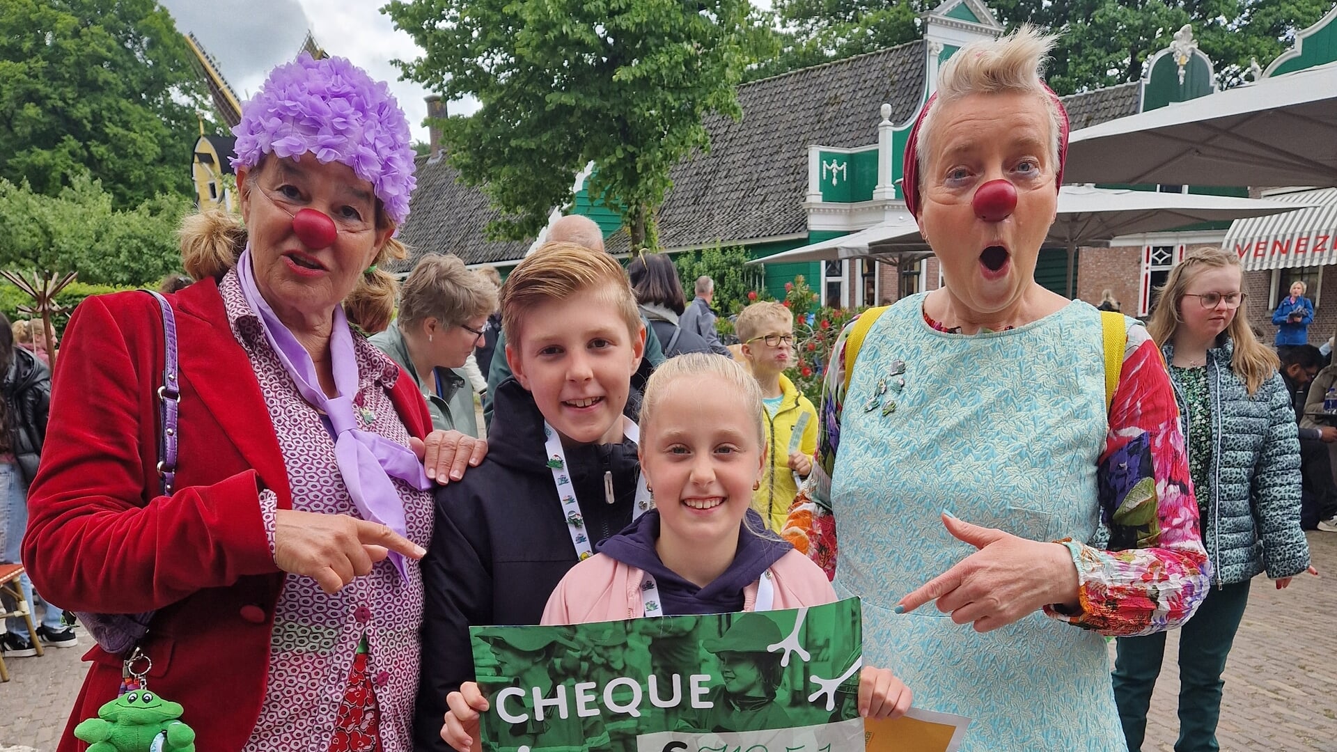 Opkikker-ambassadeurs Meza, Chento, Ziva en Cheyla uit Oudenbosch in het zonnetje gezet