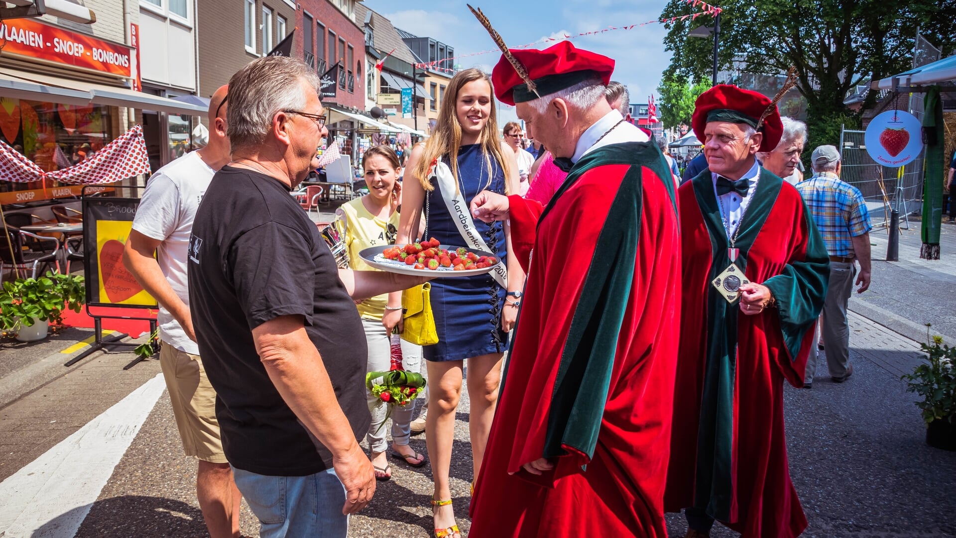 Weer volop vertier tijdens Aardbeienfeesten Zundert