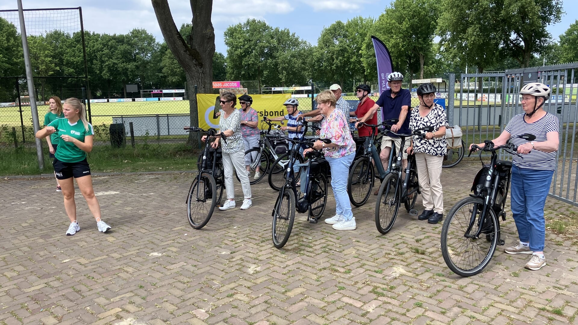 Vol vertrouwen op pad met de fiets dankzij de Doortrappendag