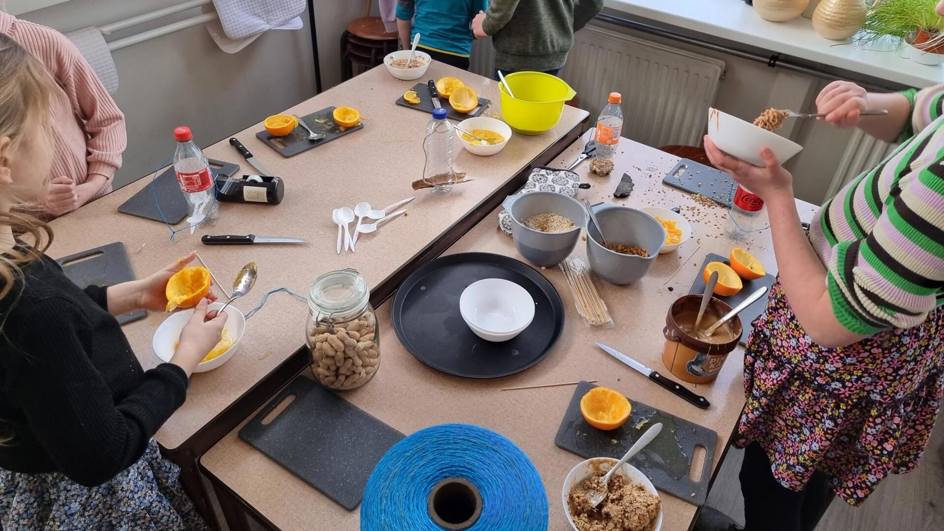 Kinderen in Friesland gaan volop buitenspelen in de winter