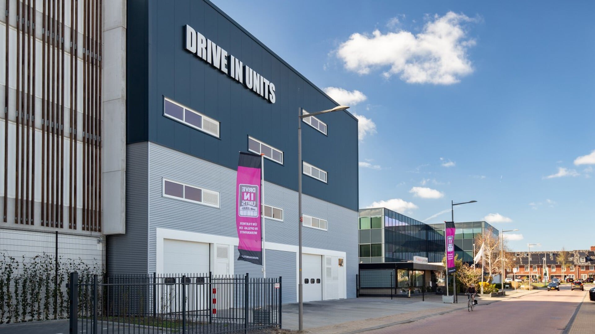 Open Dag Drive In Units Berkel – Úw partner in opslag- en werkruimte