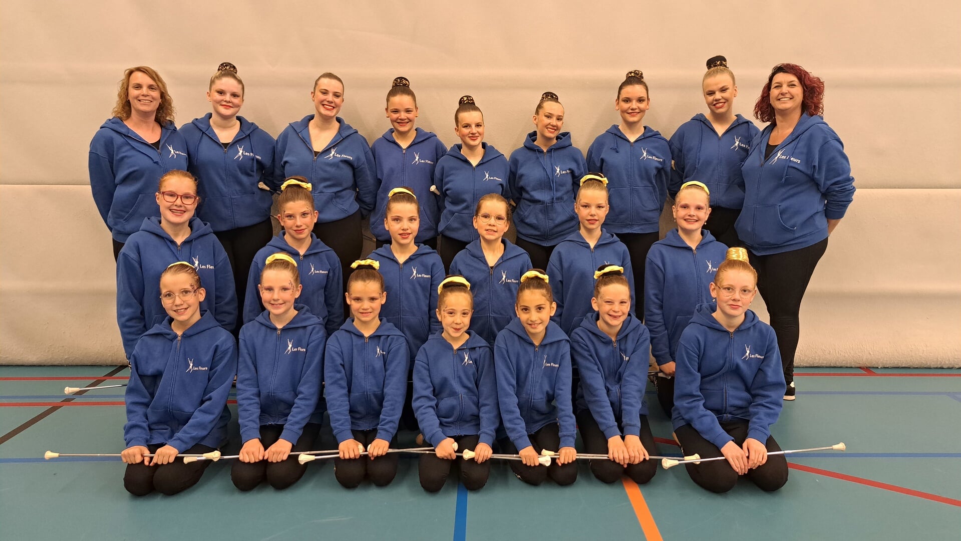 Majorettevereniging Les Fleurs uit Stampersgat wint Jeugd Cultuurprijs