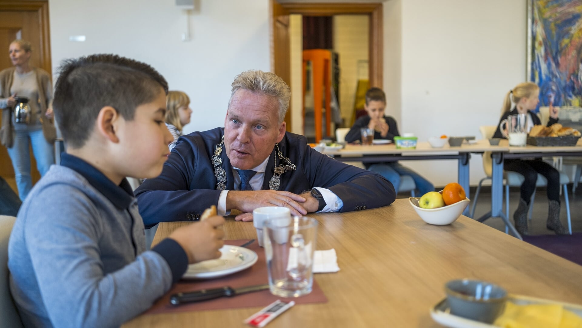 Ontbijten met de burgemeester: ‘Ik heet Mark en jullie mogen me alles vragen’