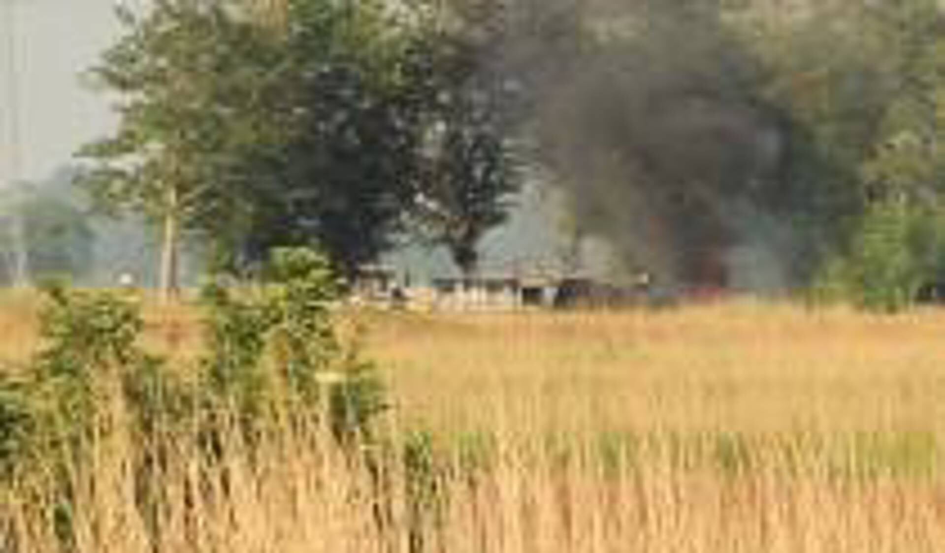 Pleziervaartuig uitgebrand in Oldelamer