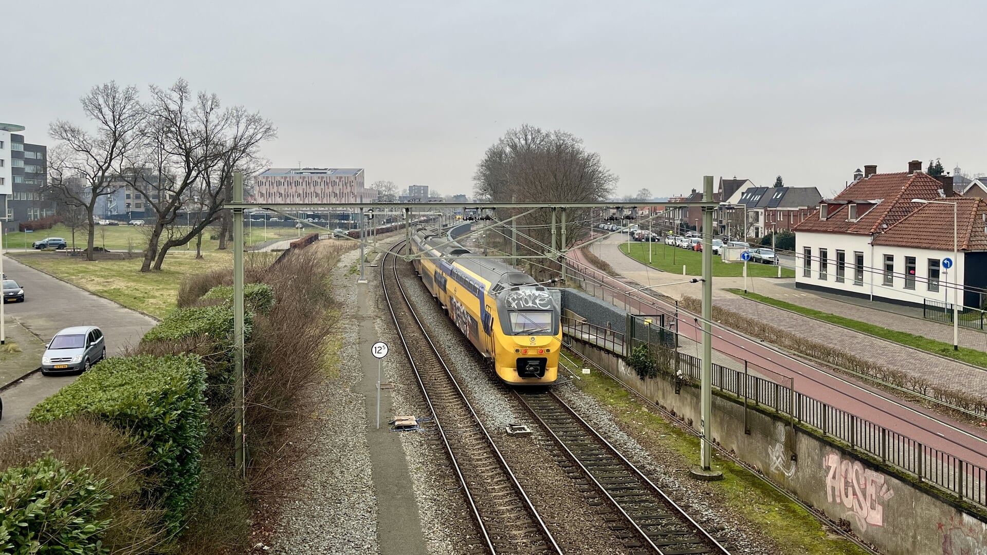 Treinreizigers opgelet: Minder treinen tussen Bergen op Zoom en Vlissingen door verwachte storm