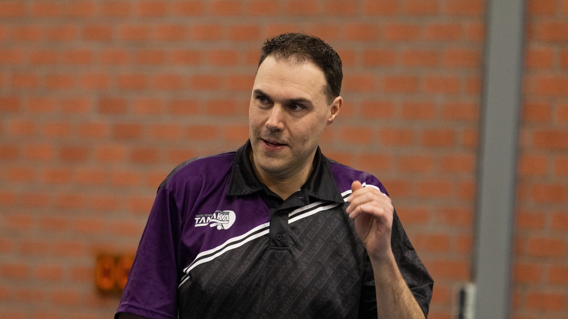 Tafeltennisteams Tanaka 5 en 6 op titelkoers