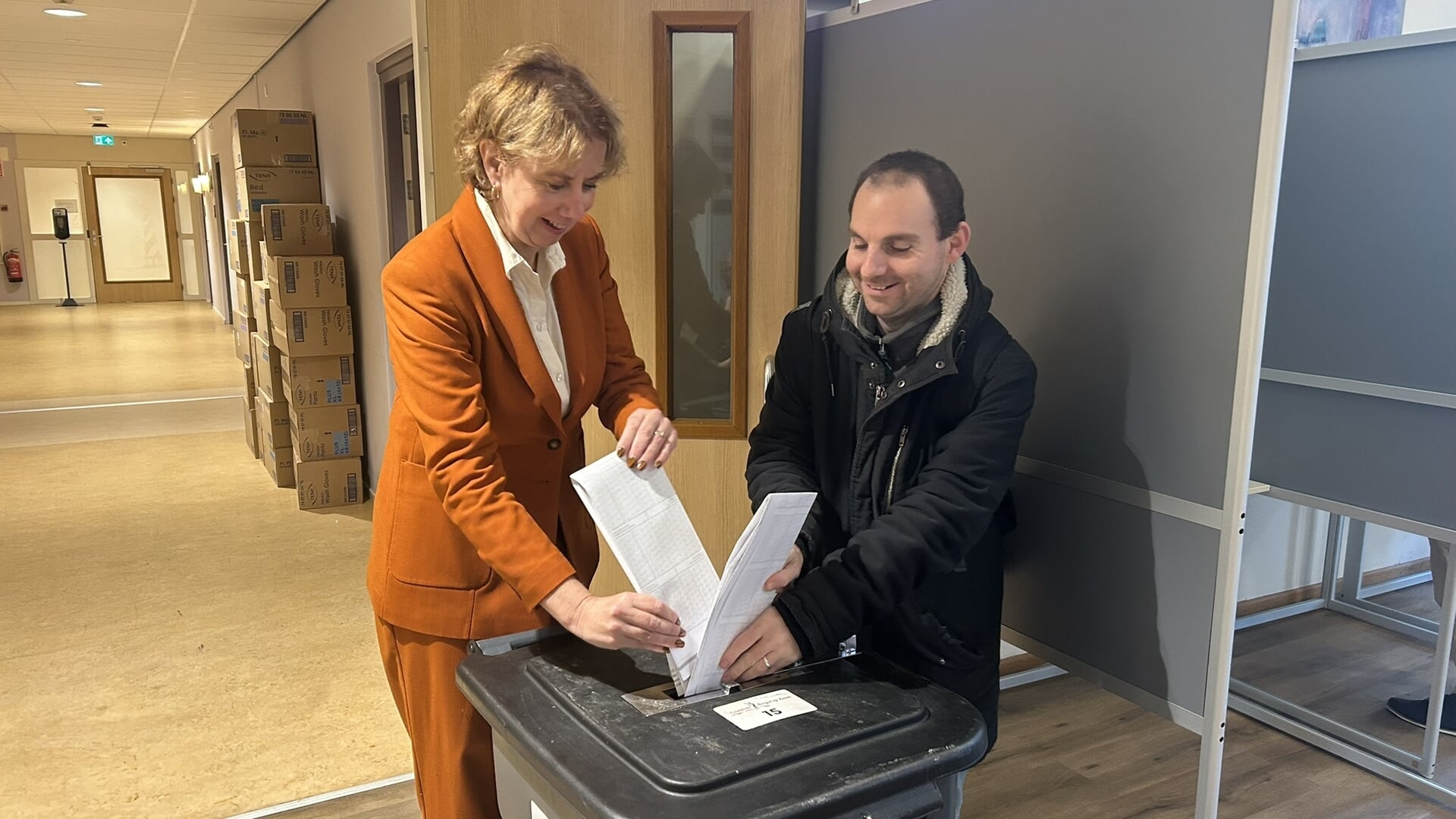 Burgemeester Mulder roept inwoners op om te stemmen: ‘Laat uw stem niet verloren gaan’