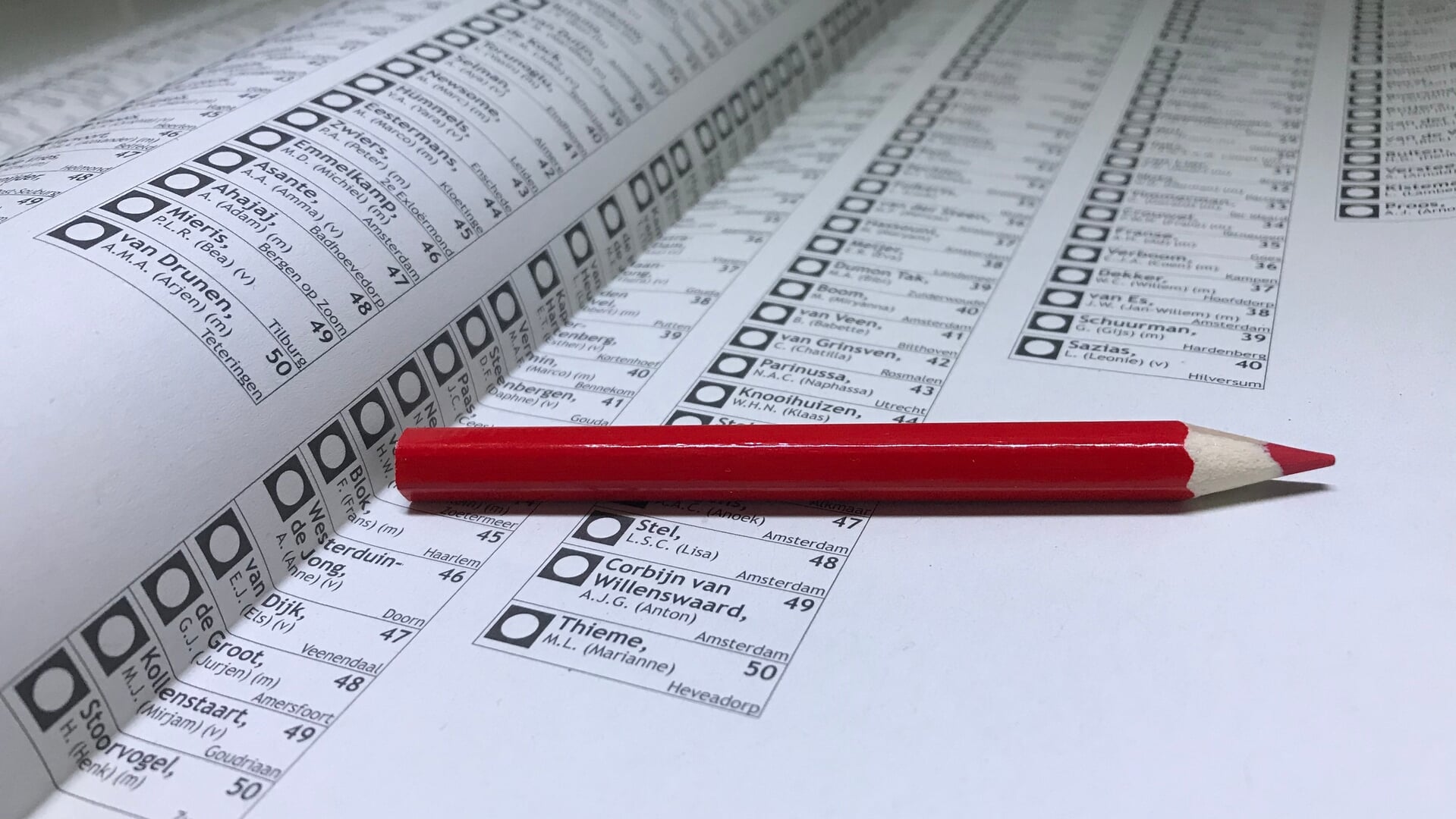 Opkomst halverwege verkiezingsdag in Bergen op Zoom: 35 procent van de kiezers heeft gestemd