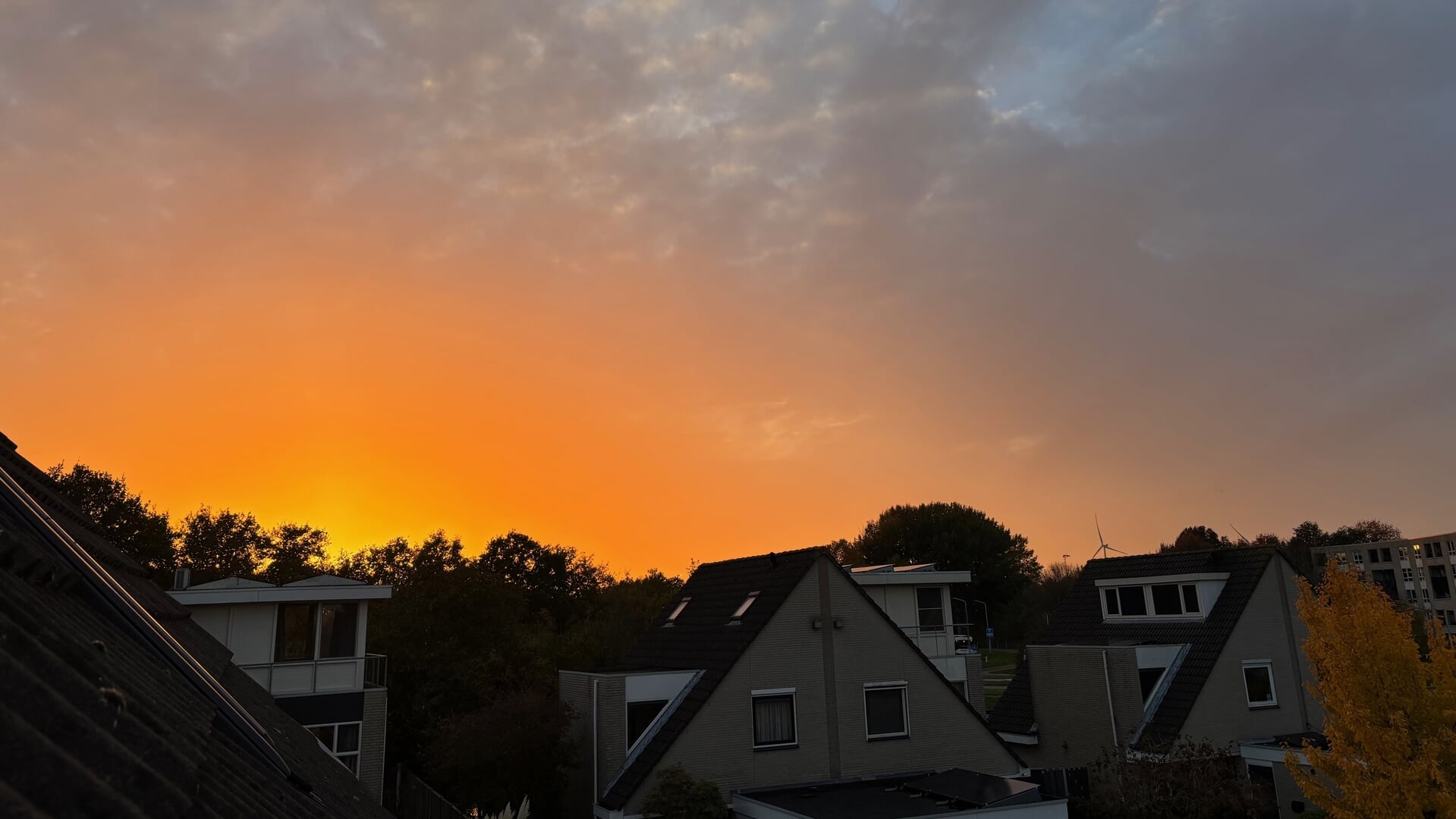 Aanhoudend wisselvallig en boterzacht