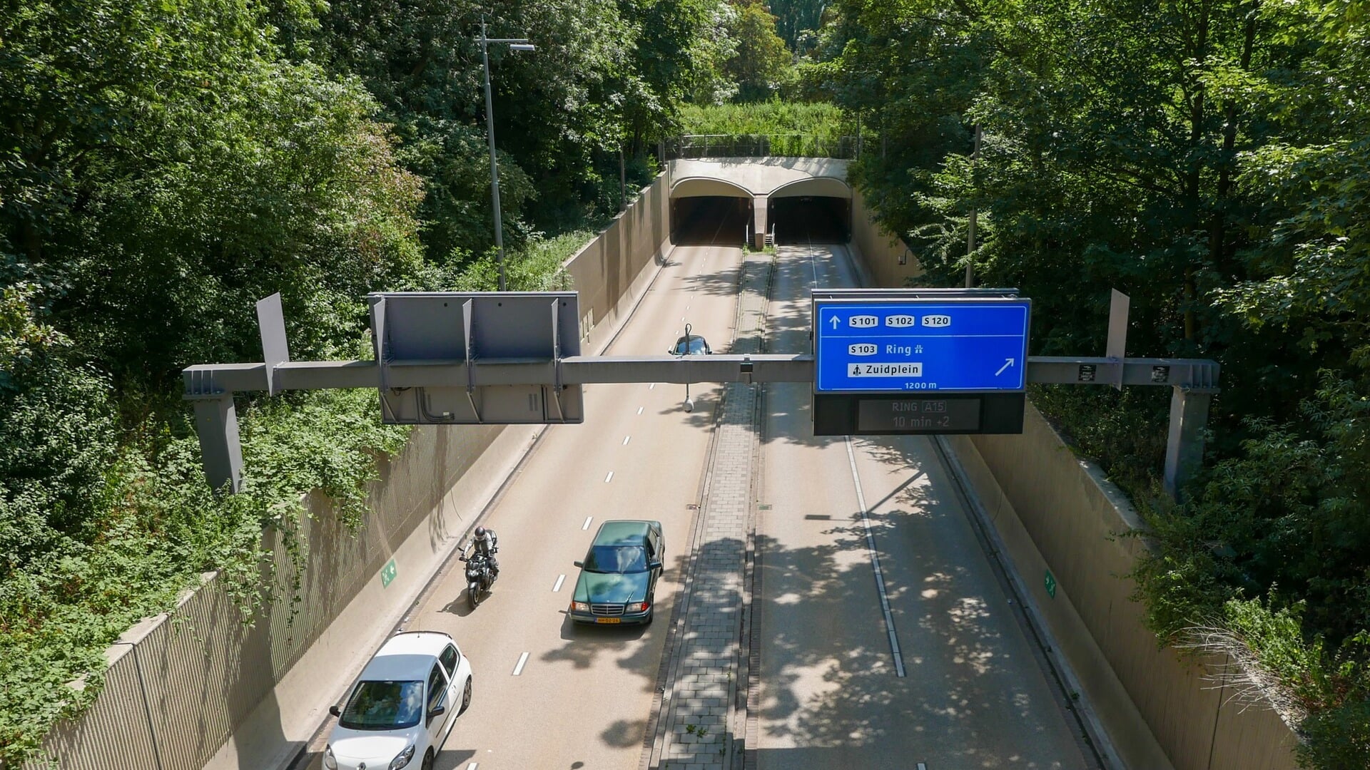 Opgelet: Maastunnel is komende nacht dicht
