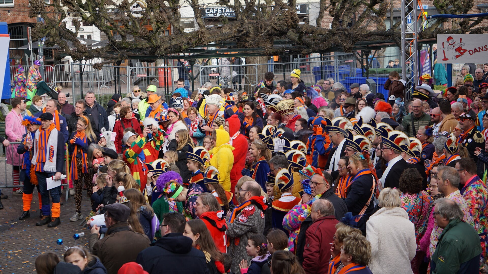 Stijlorenrijk en Zwaajgat willen alaafsluiting van uitvalswegen met carnaval