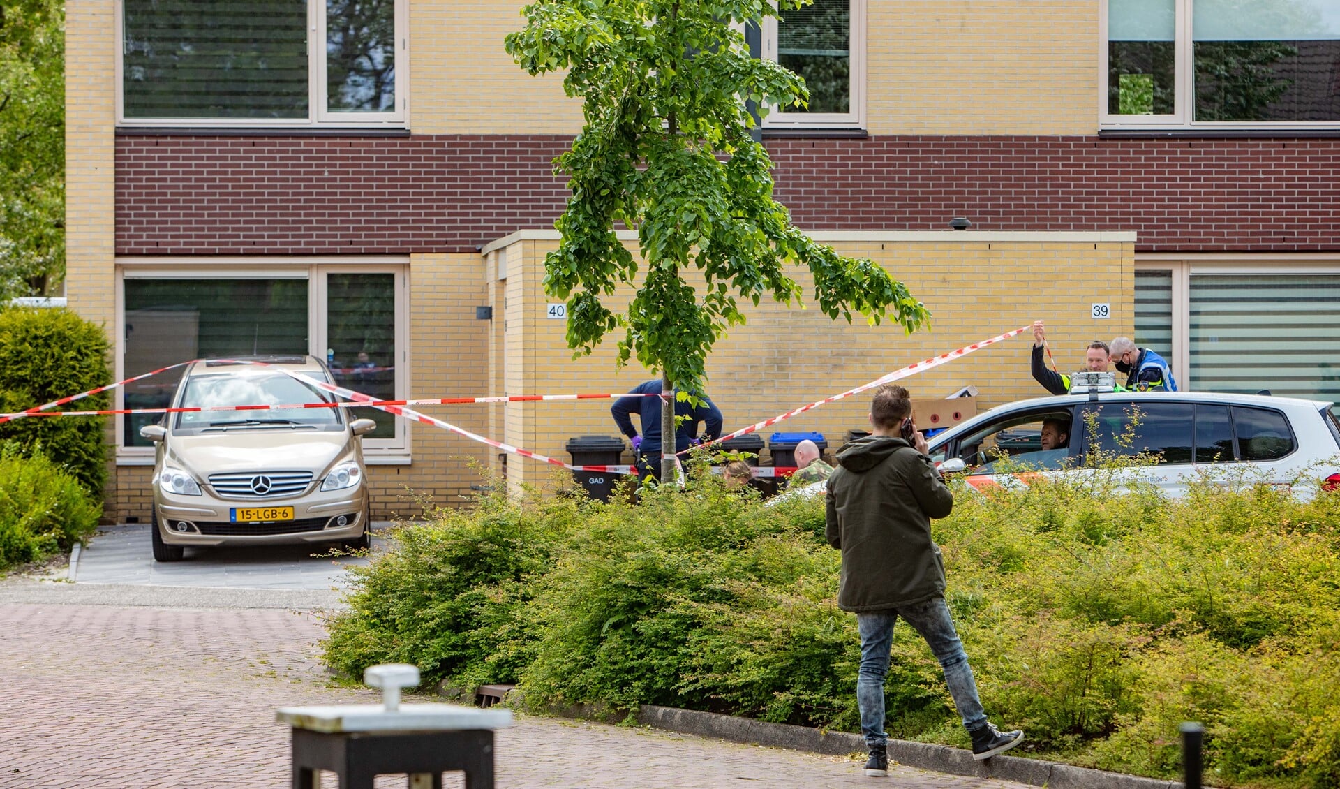 Ook na dit ‘terroristisch gebeuren’ is het rustig in de wijk waar ‘nooit wat gebeurt’
