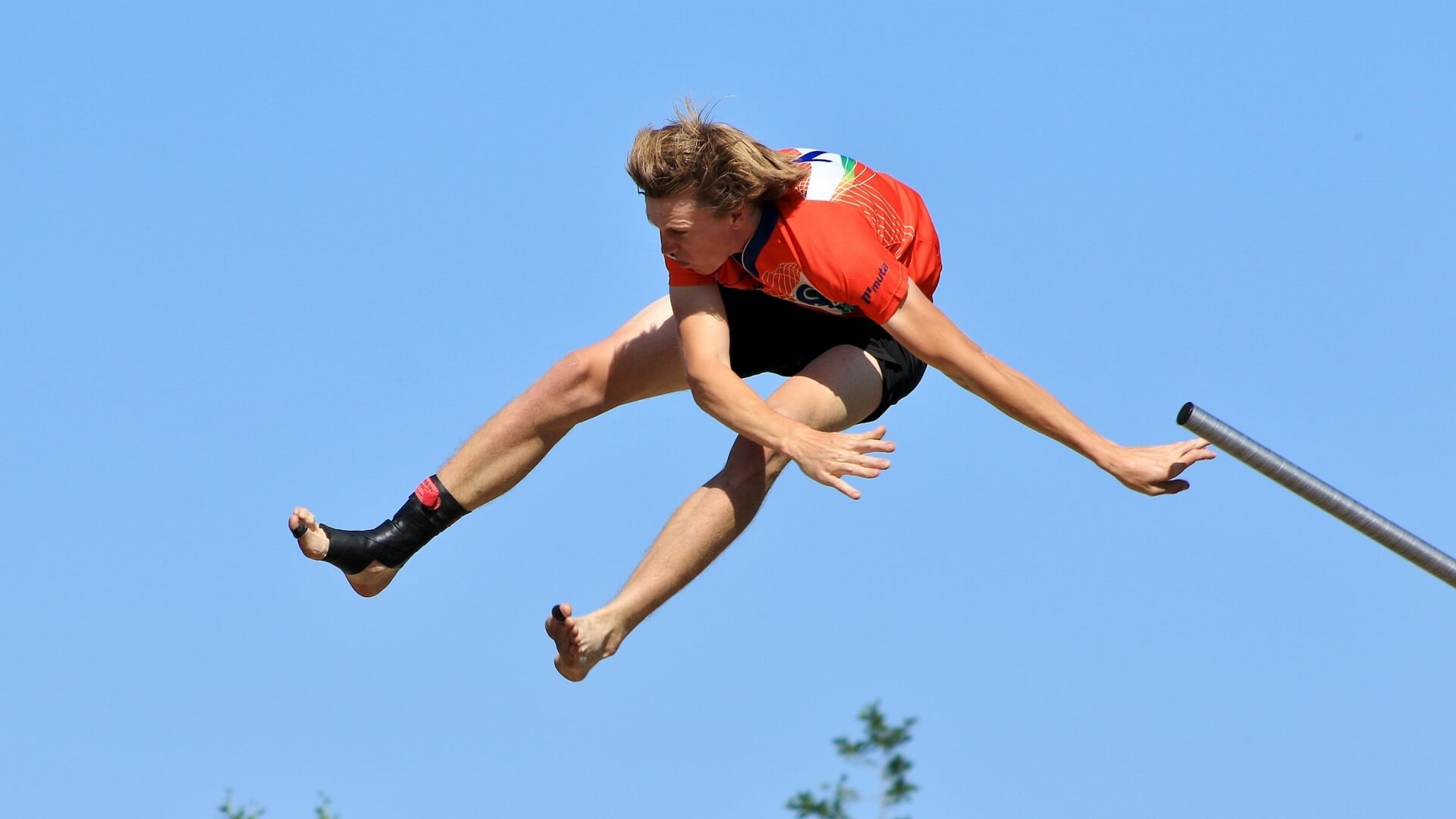 Hoge temperaturen en hoog niveau op de Polsstokdag in Polsbroekerdam