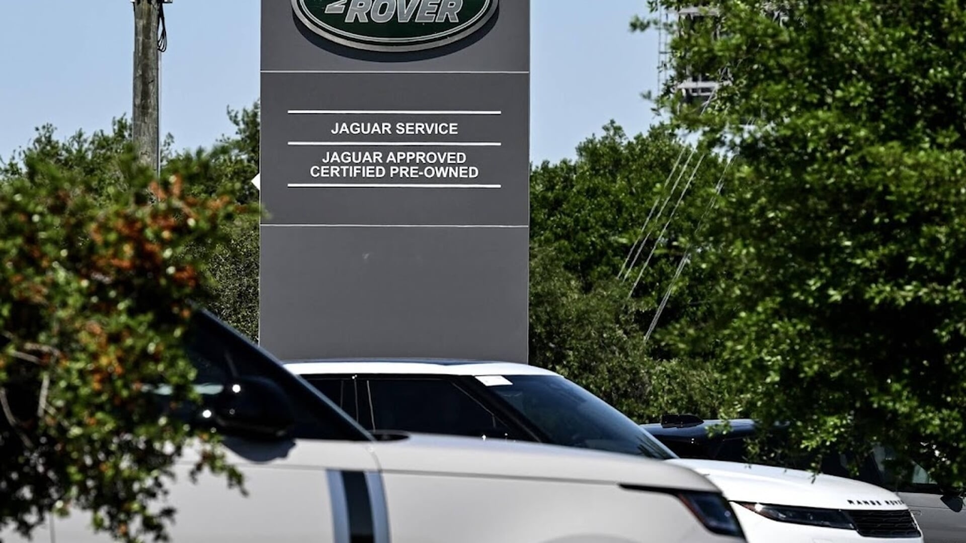 Jaguar Land Rover getroffen door cyberaanval, systemen platgelegd