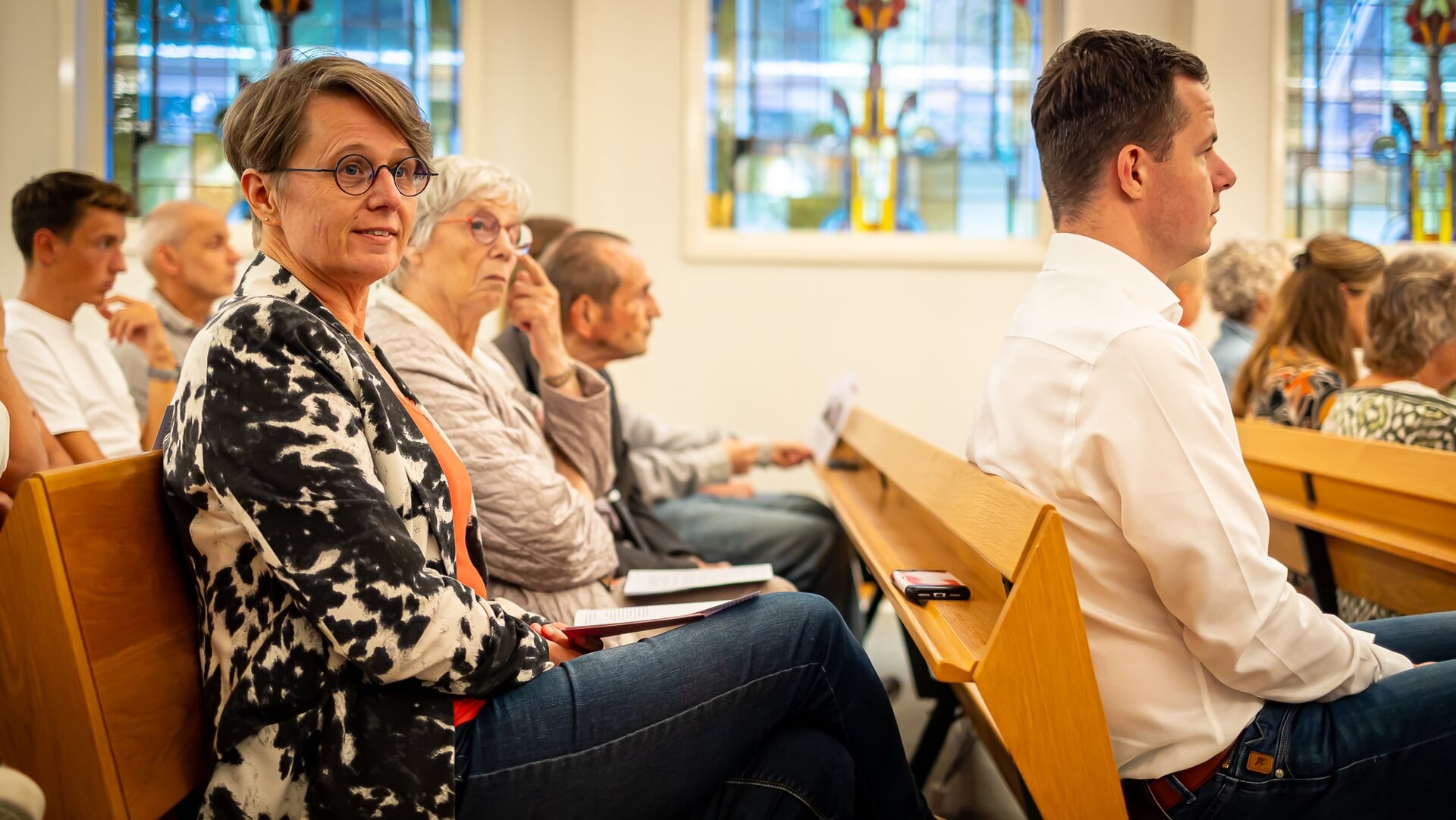 Zo vaak gaat het niet over vrouw in ambt in lokale CGK’s. ‘De vrede in de gemeente is belangrijker’