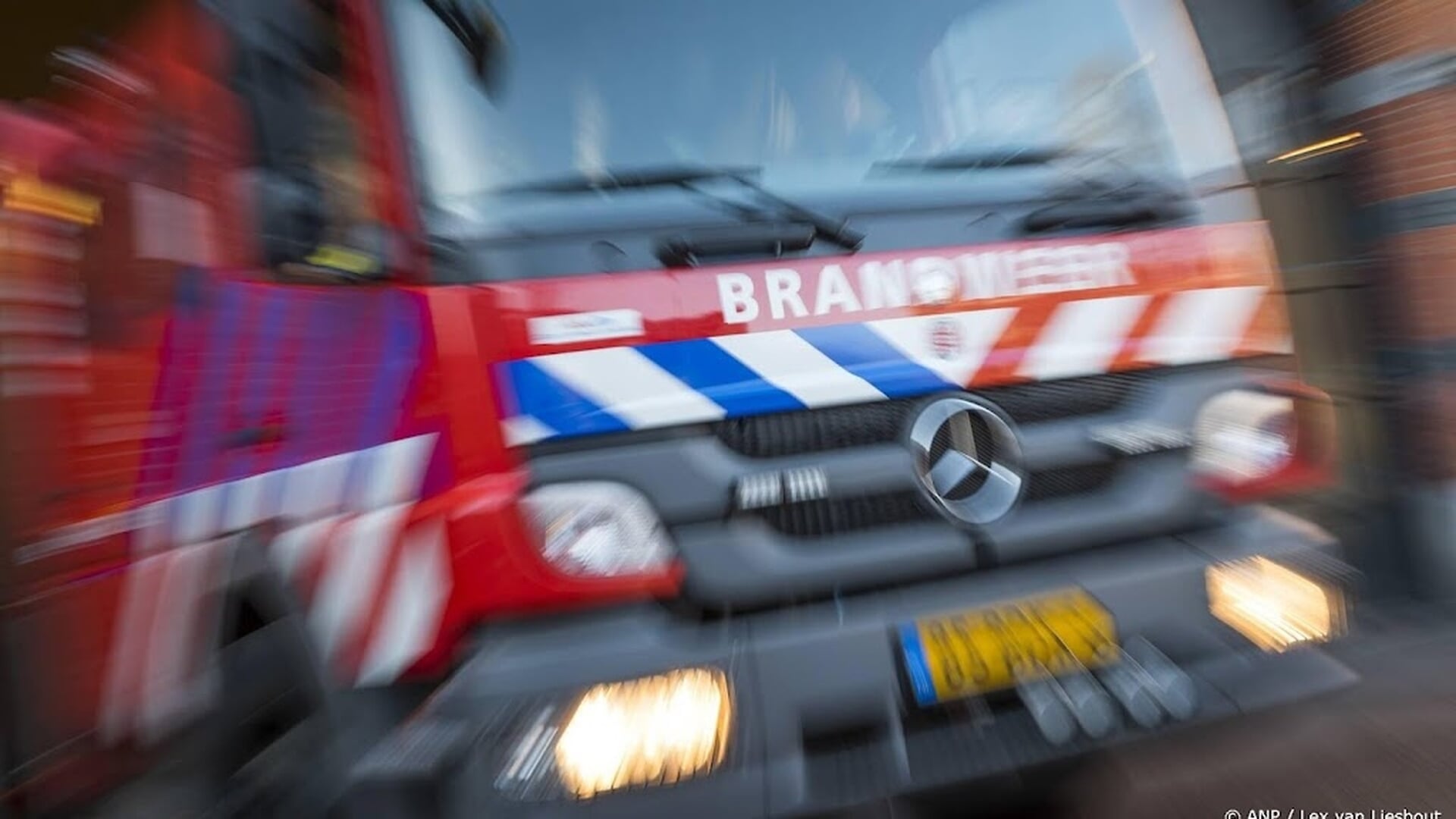 Uitslaande brand aan Rond Deel in Brabantse Bladel
