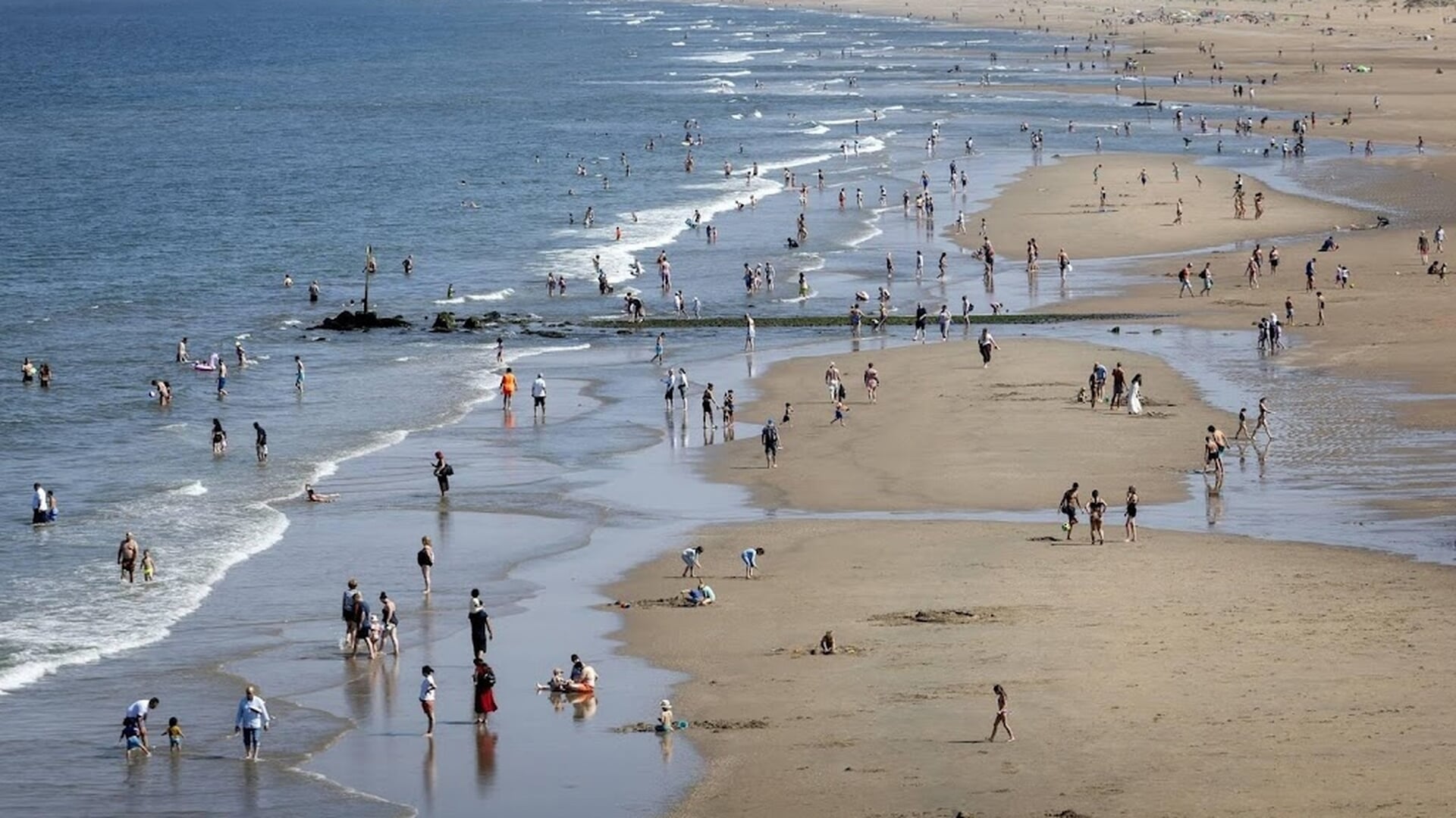 Strand Nesselande in Rotterdam zondag veiligheidsrisicogebied