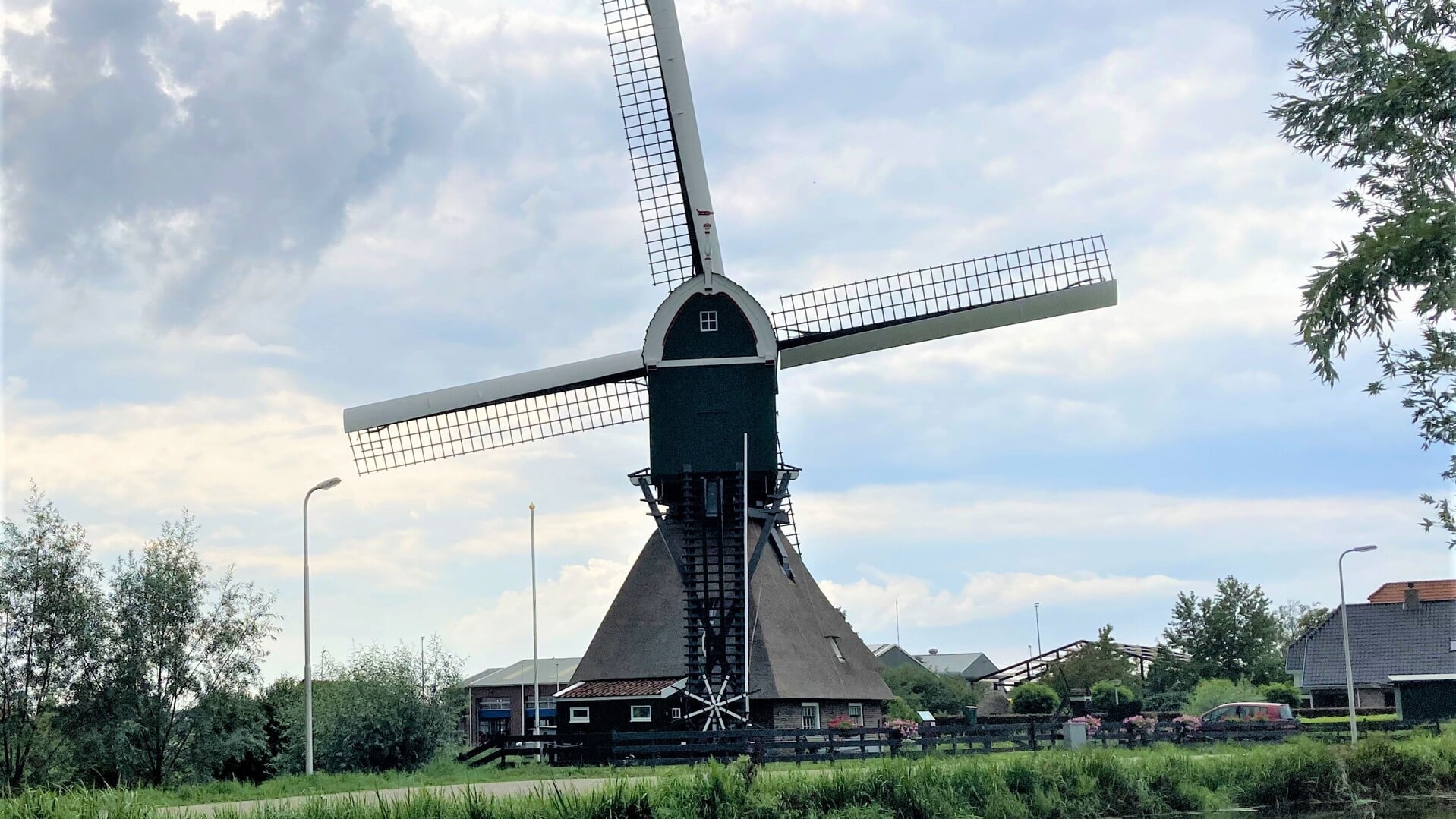 Heropening Hofwegense Molen in Bleskensgraaf tijdens Monumentendag