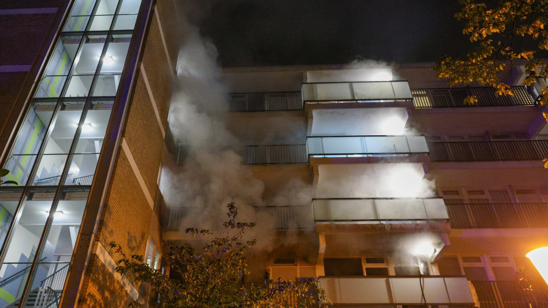 Brand in flat IJsselmonde