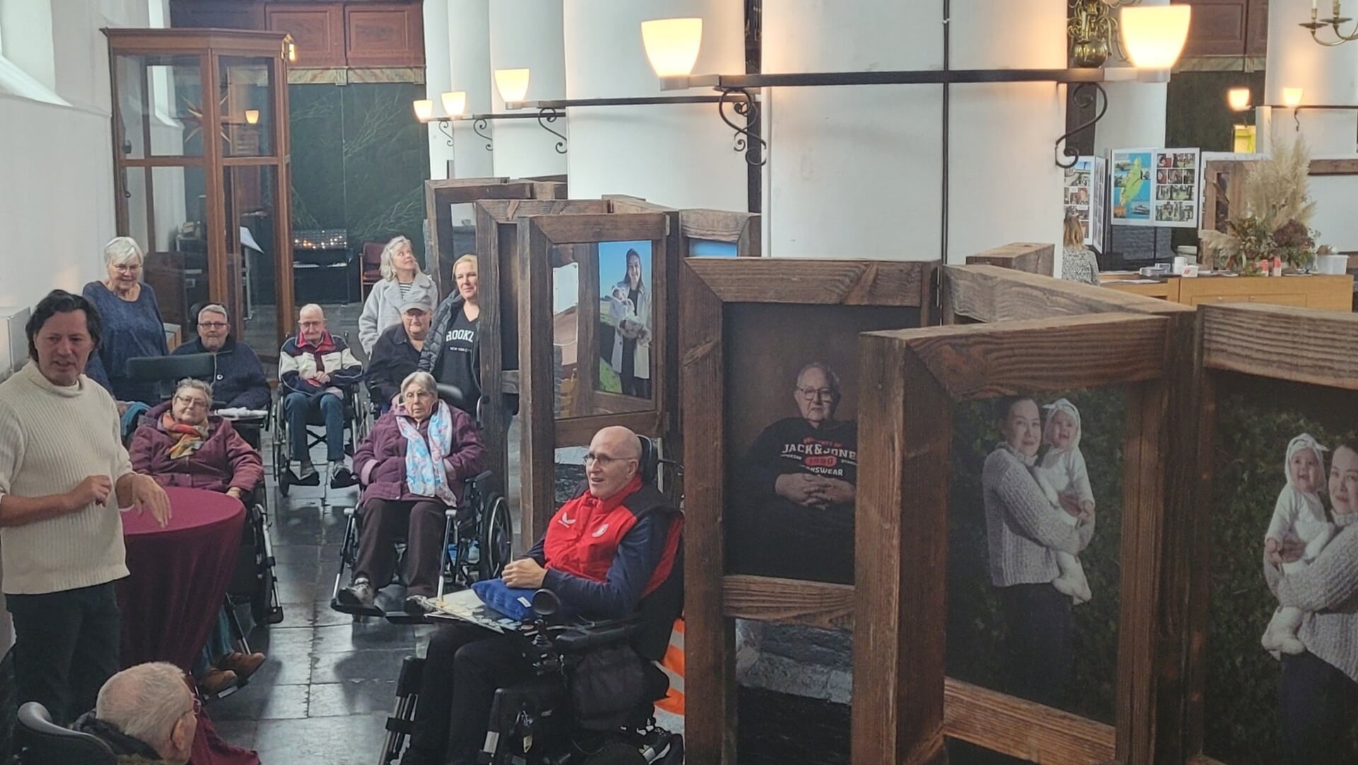 Bewoners Hollewal naar dubbelexpositie