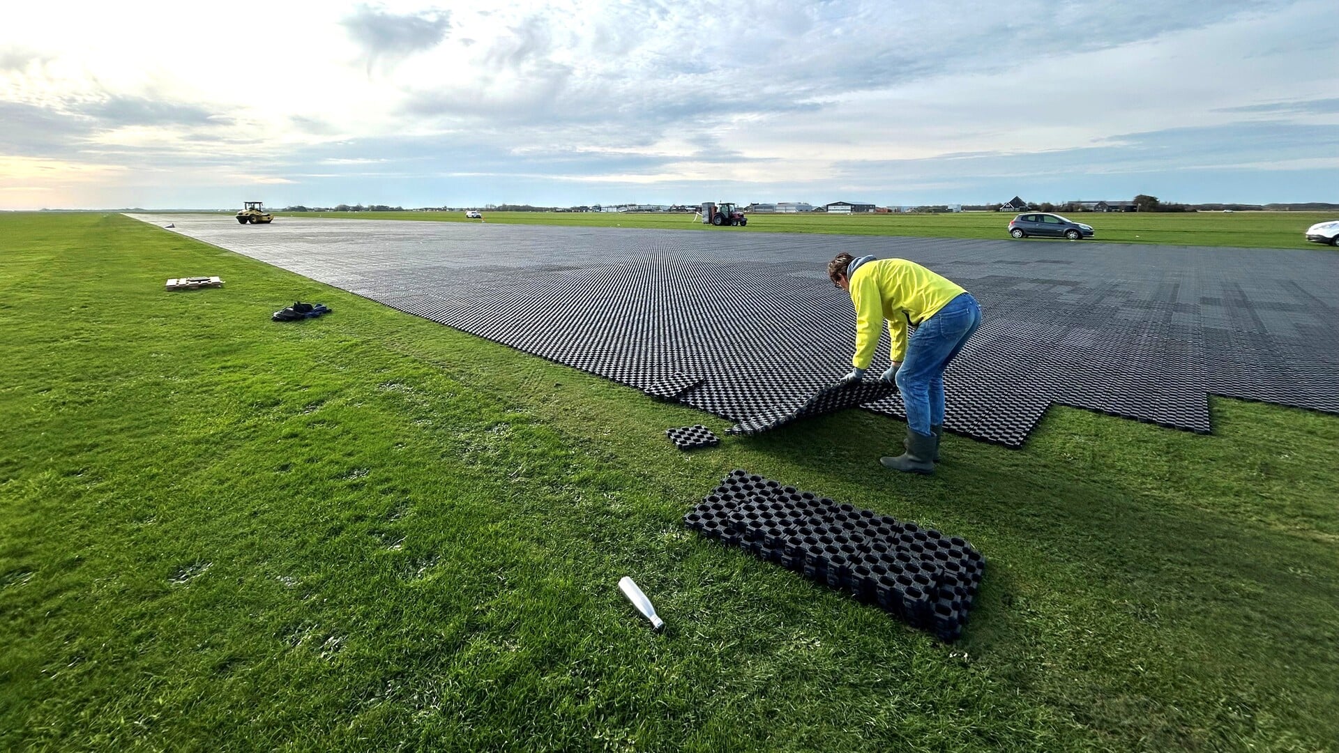 Semi-verharde grasbaan maakt vliegveld veiliger en weersbestendig