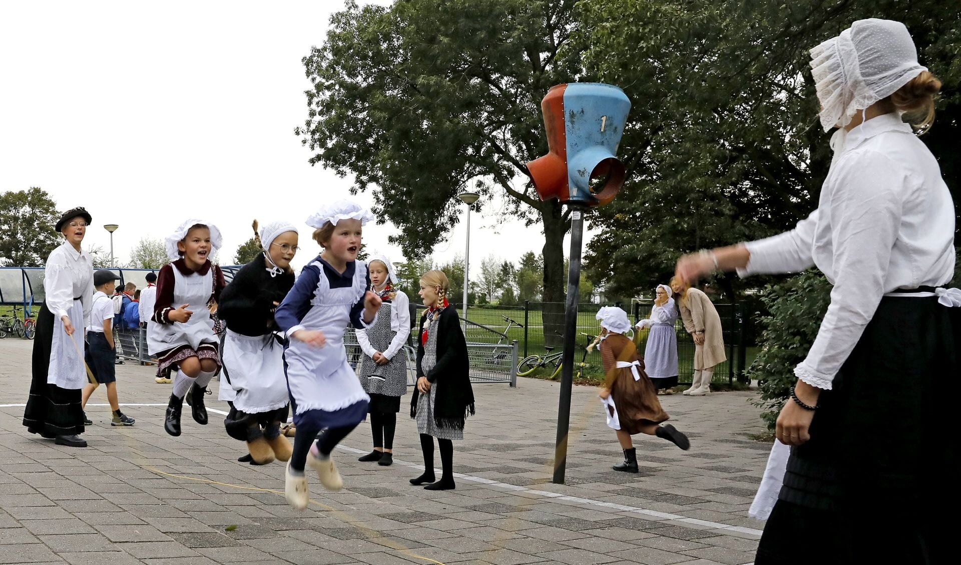 School met de Bijbel in Bleskensgraaf gaat honderd jaar terug in tijd