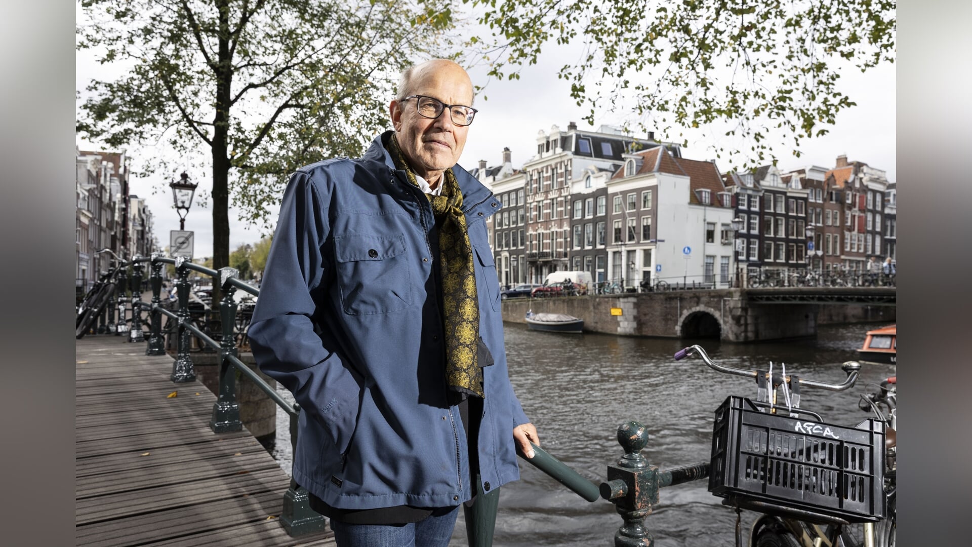 Kester Freriks (71) is al 50 jaar verliefd op Amsterdam. Vandaag is de hoofdstad 750 jaar oud