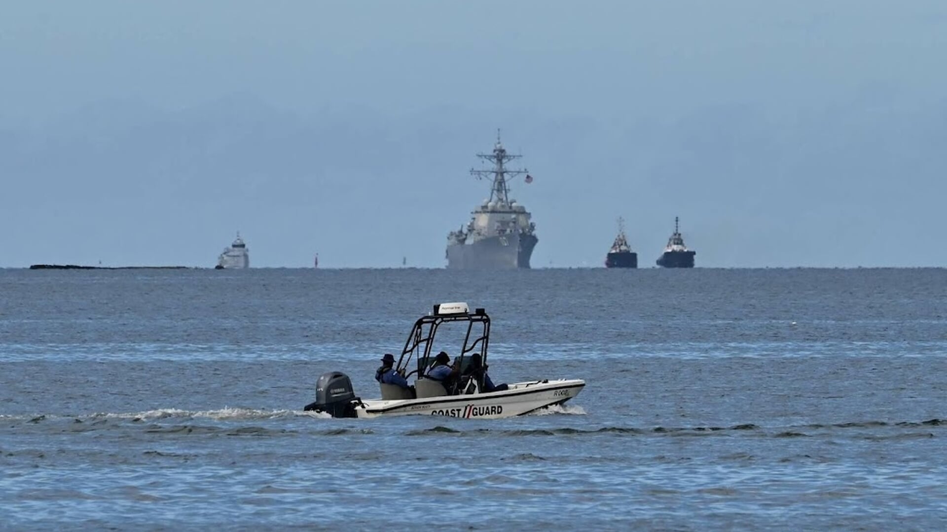 Oorlogsschip VS aangekomen in Trinidad, voor kust Venezuela