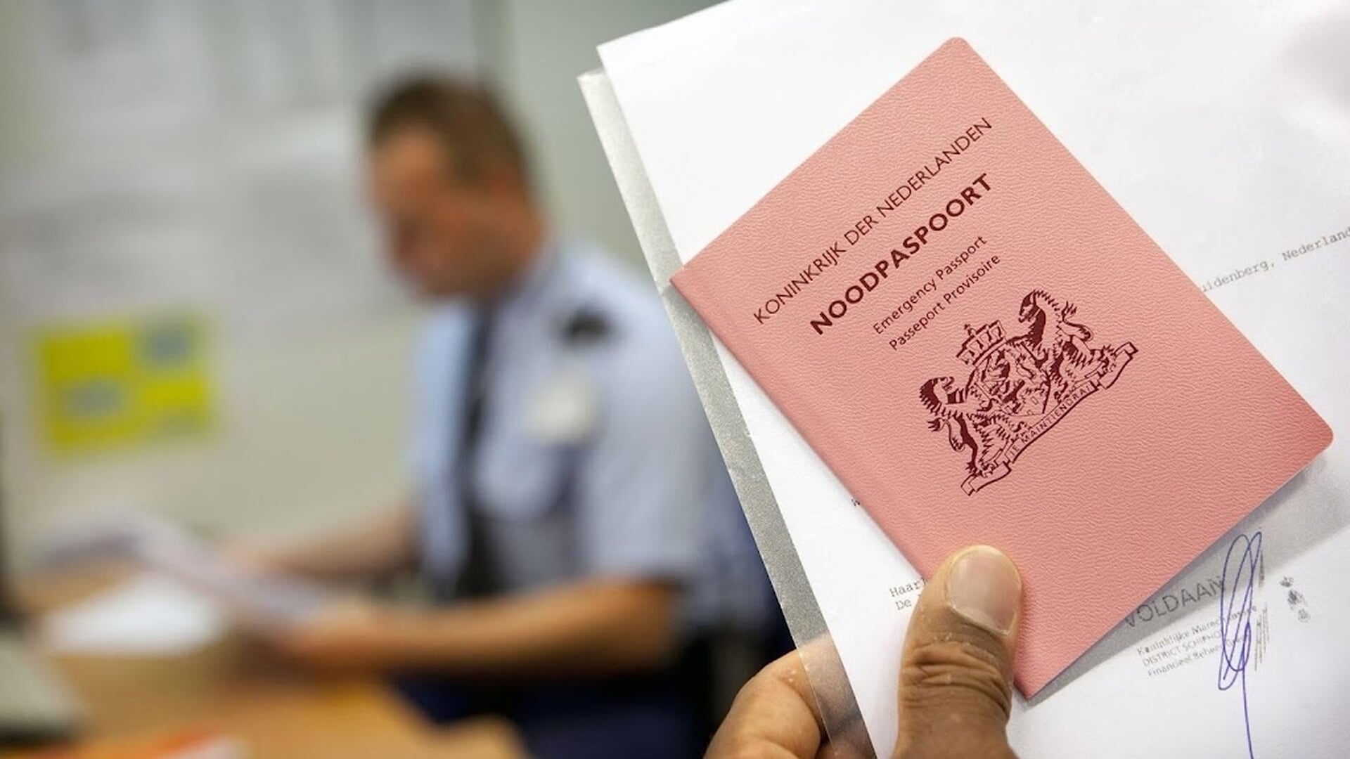 Verstrekken noodpaspoort niet mogelijk door storing