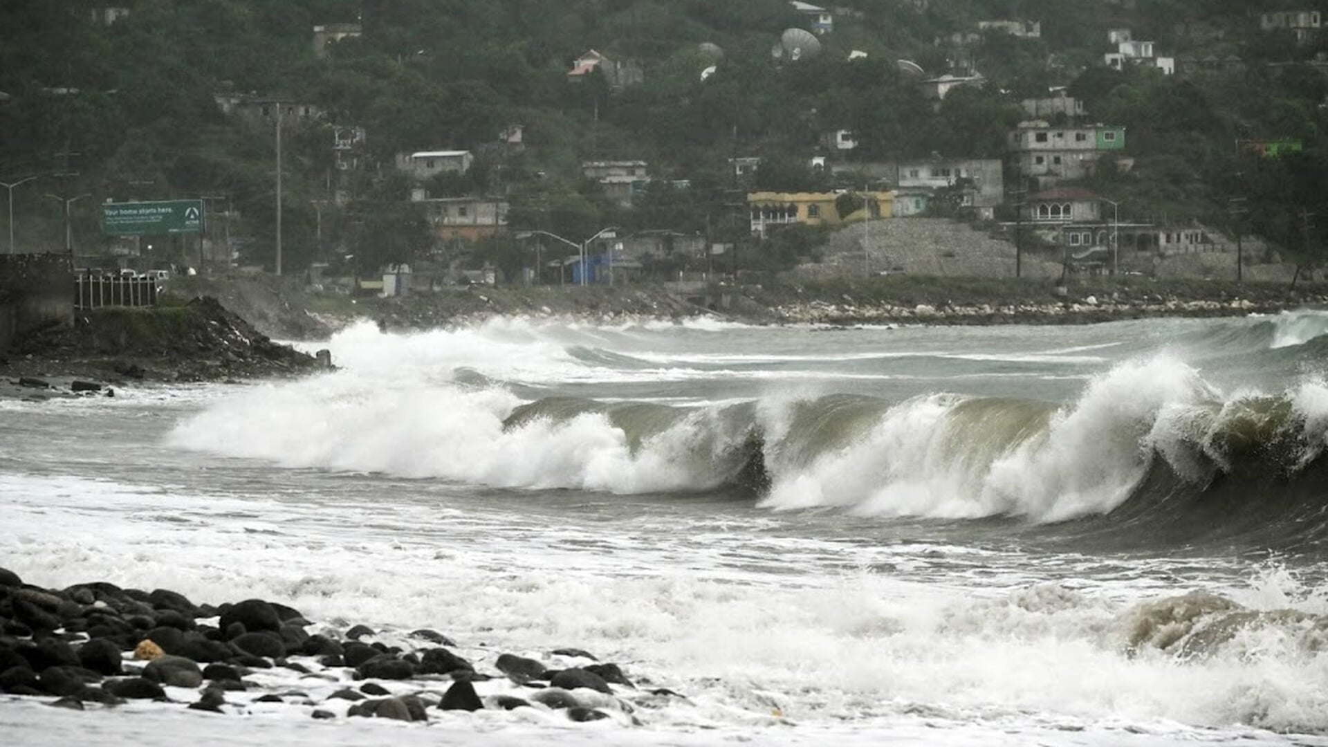 Orkaan Melissa in kracht toegenomen tot zwaarste categorie