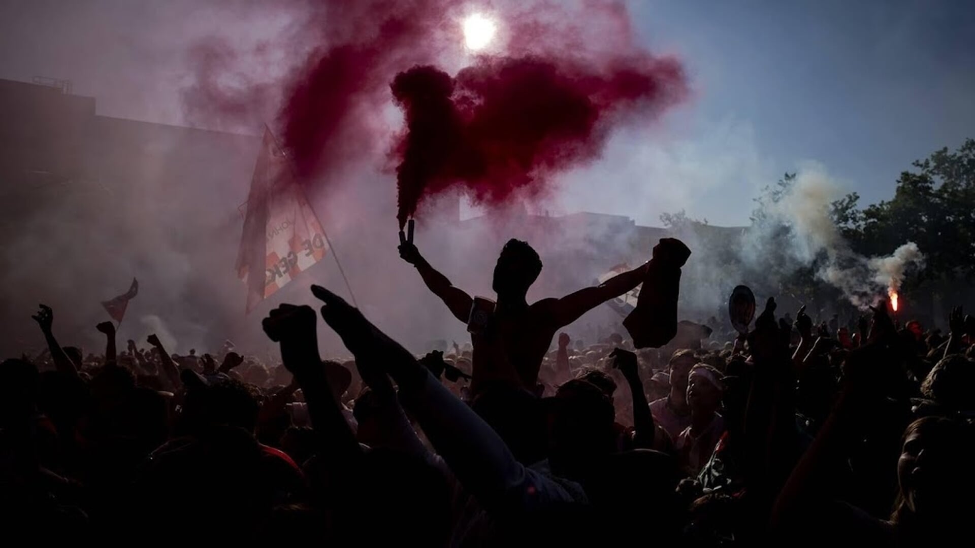 Nog negen relschoppers rond kampioensfeest PSV aangehouden