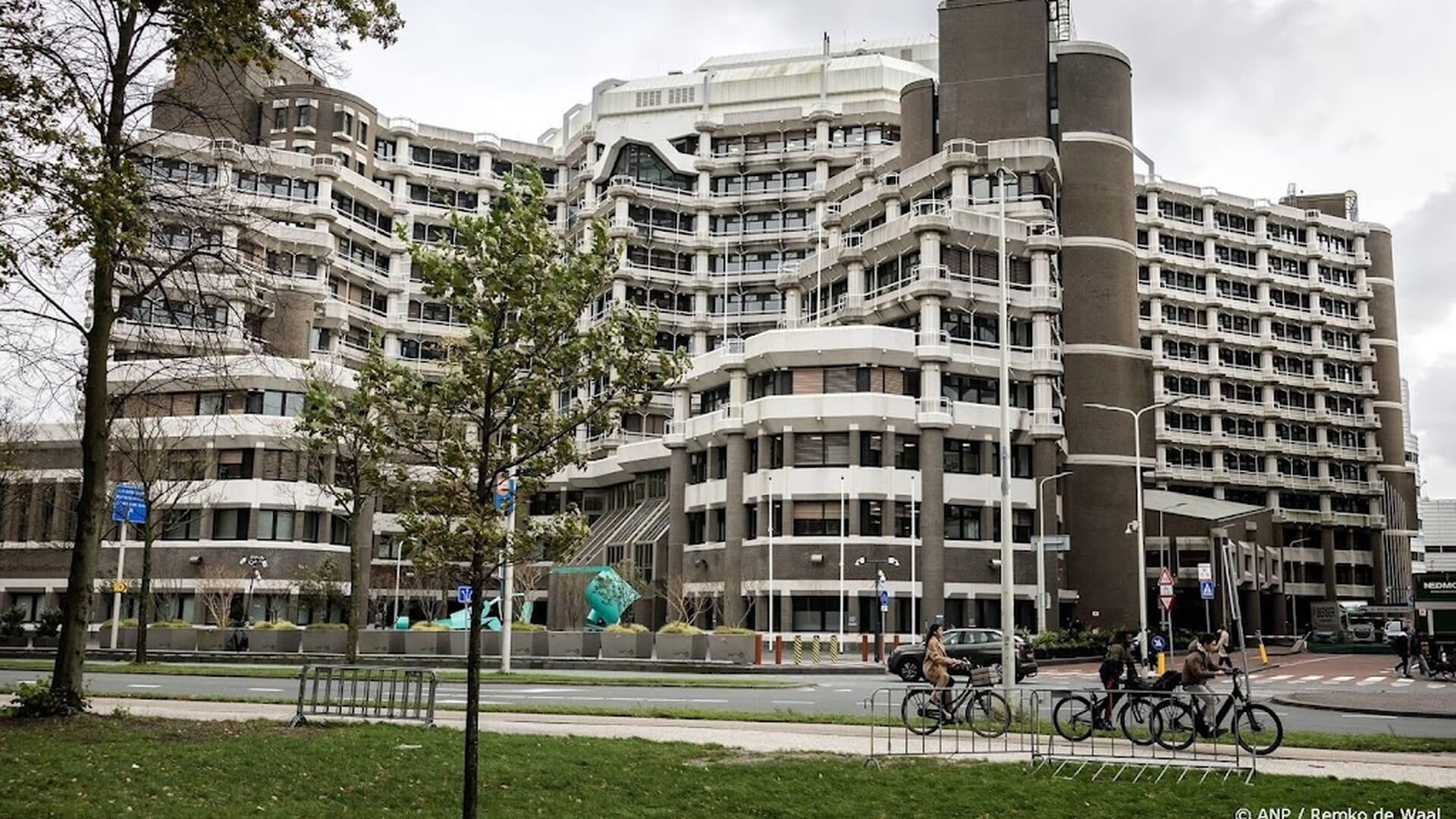 Veel beveiliging in Tweede Kamergebouw bij NOS Slotdebat