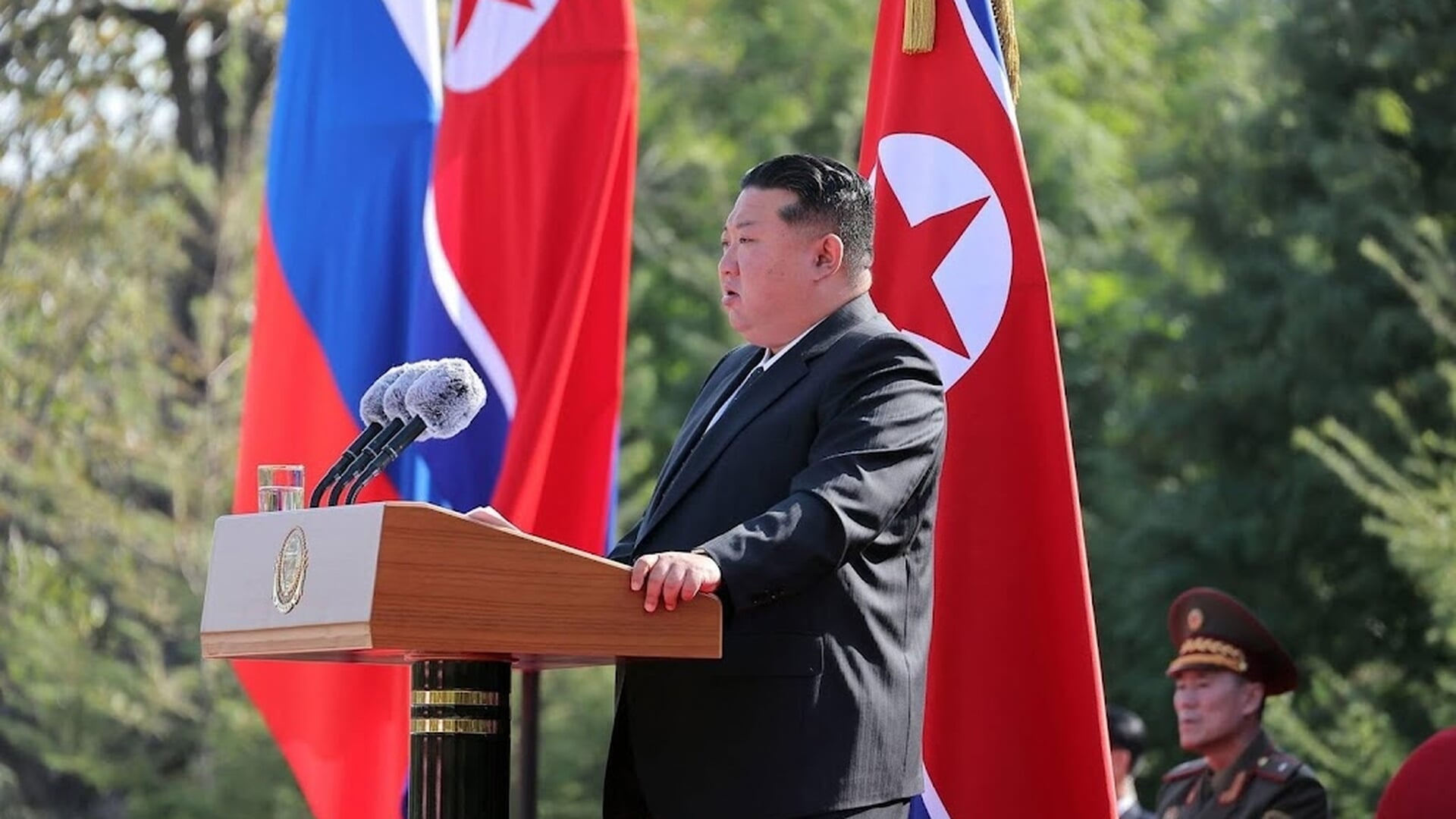 Noord-Korea test raketten vlak voor bezoek Trump aan Zuid-Korea