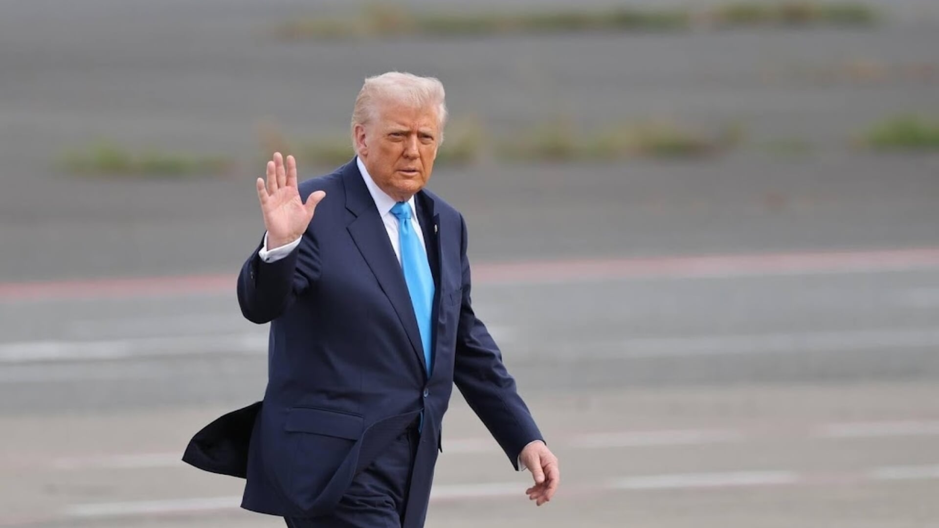 Trump geland in Zuid-Korea voor APEC-top en ontmoeting met Xi